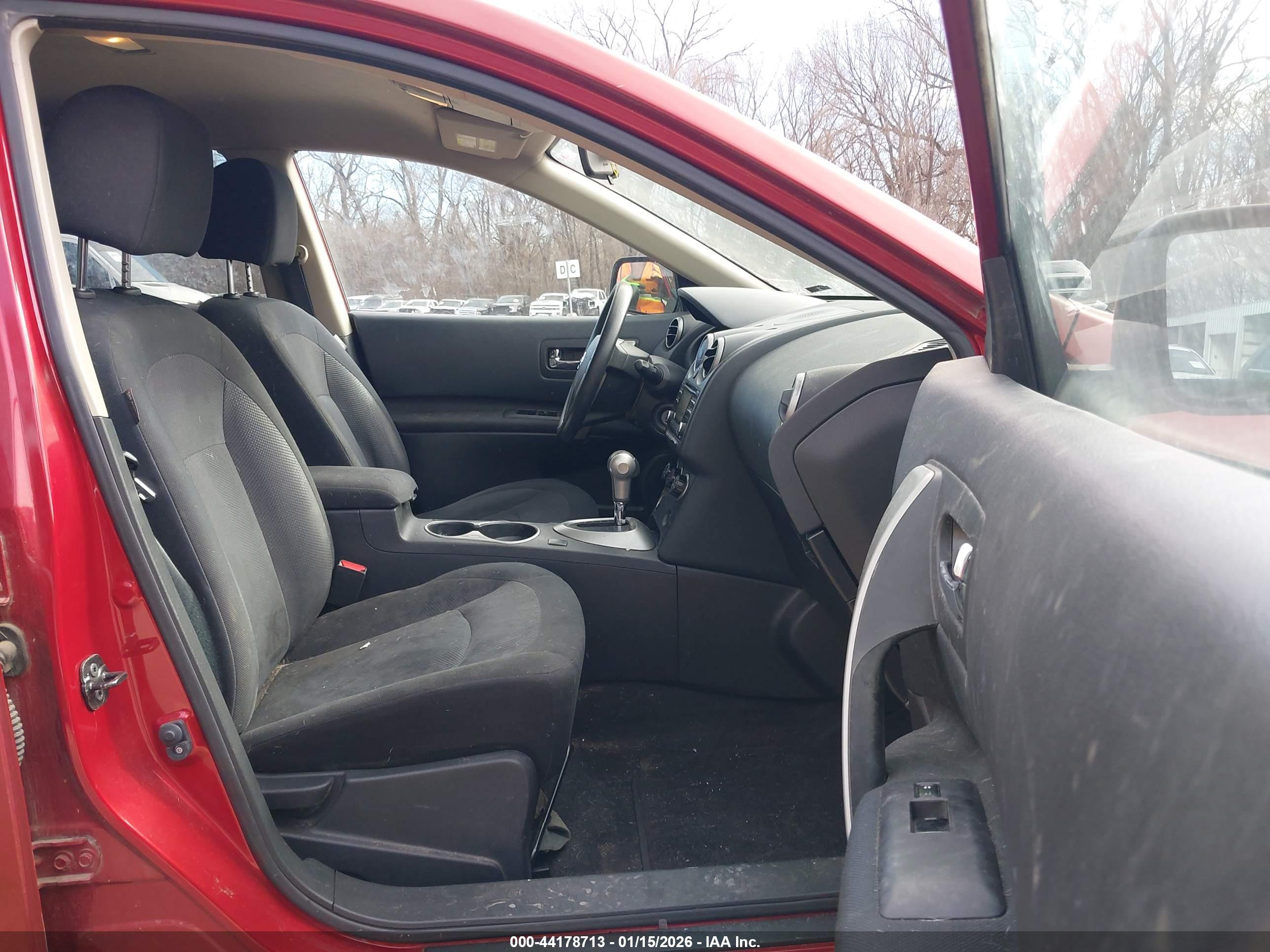 NISSAN ROGUE image 5