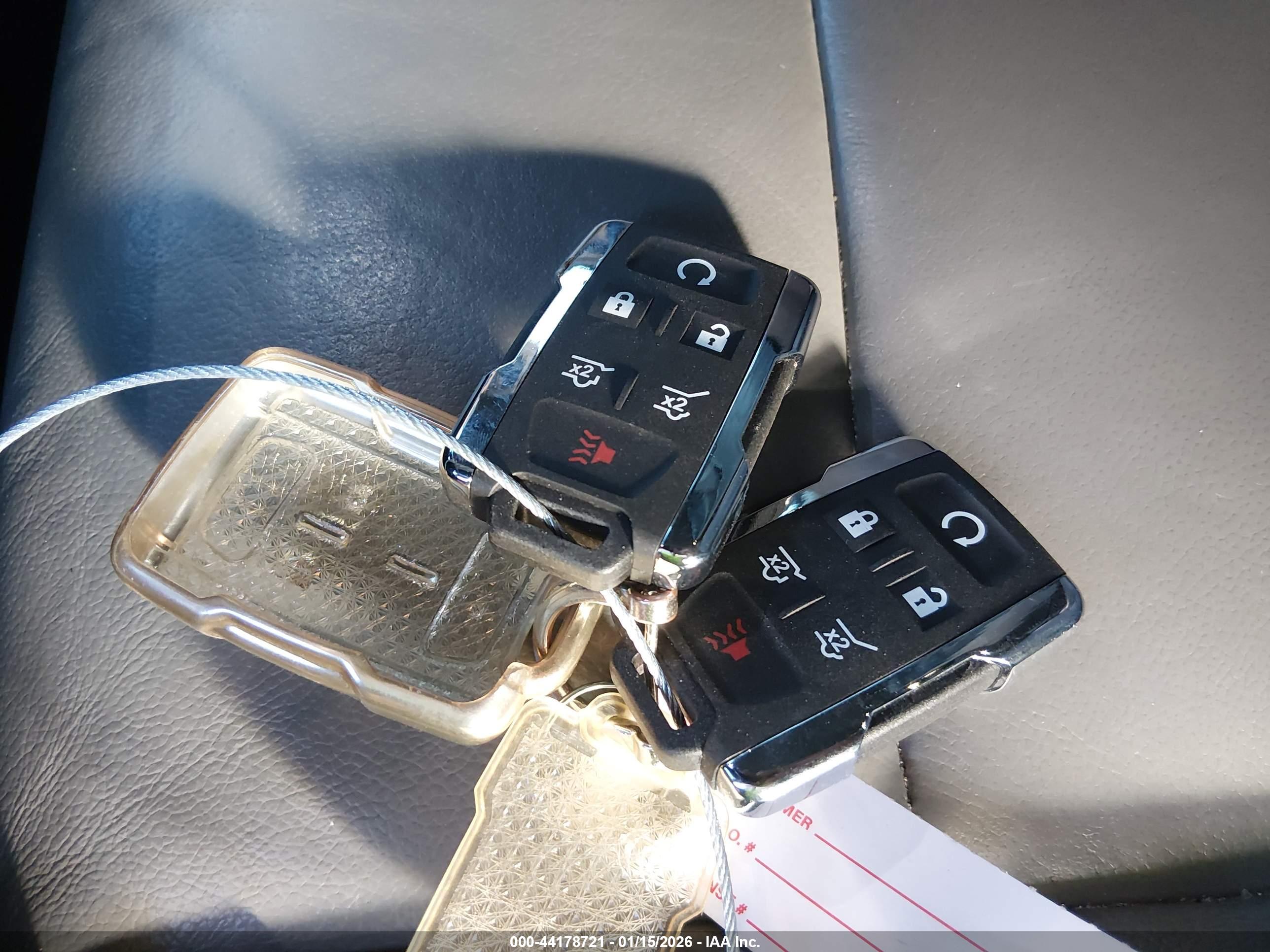 CHEVROLET TAHOE image 11