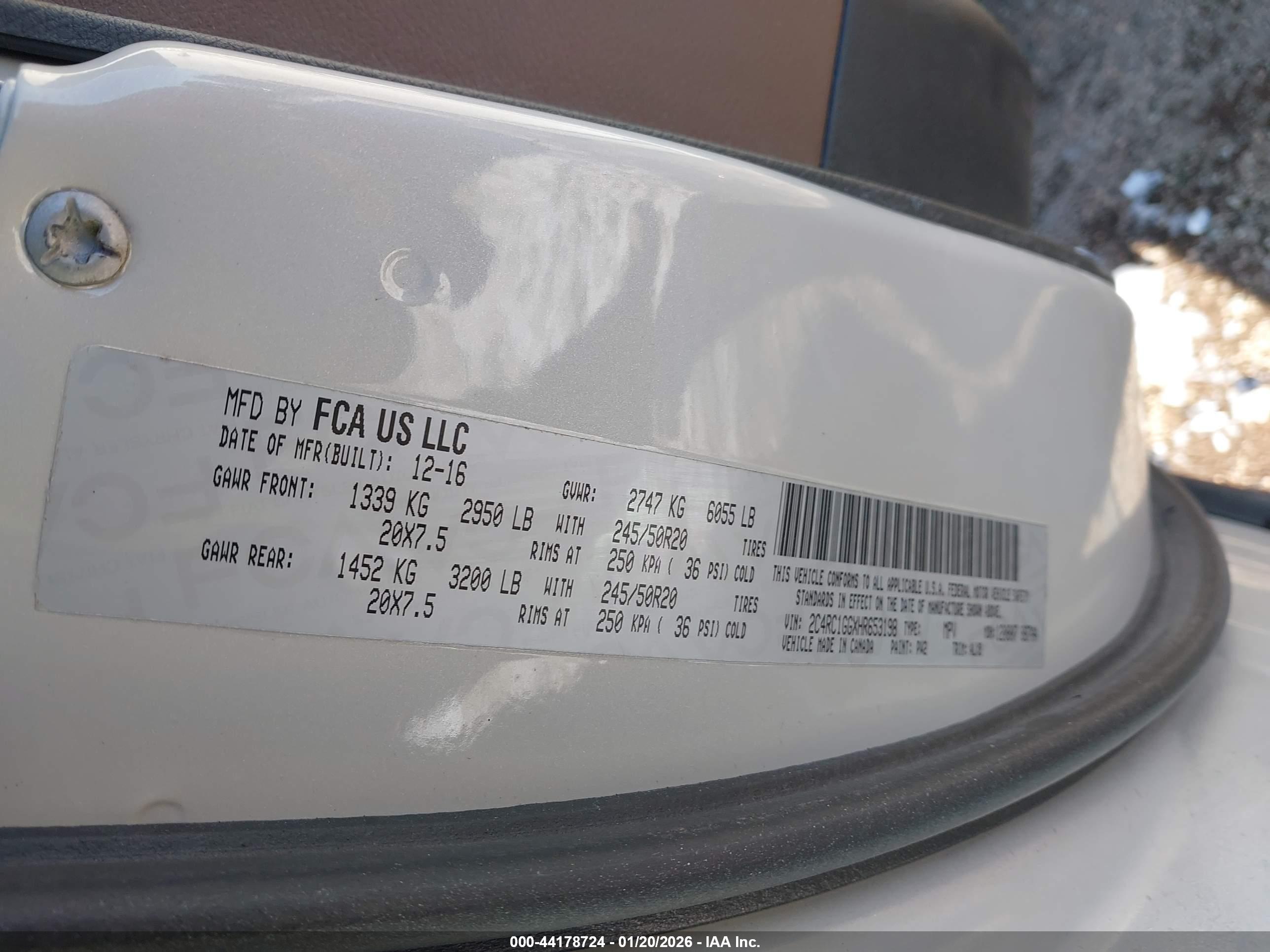 CHRYSLER PACIFICA image 9