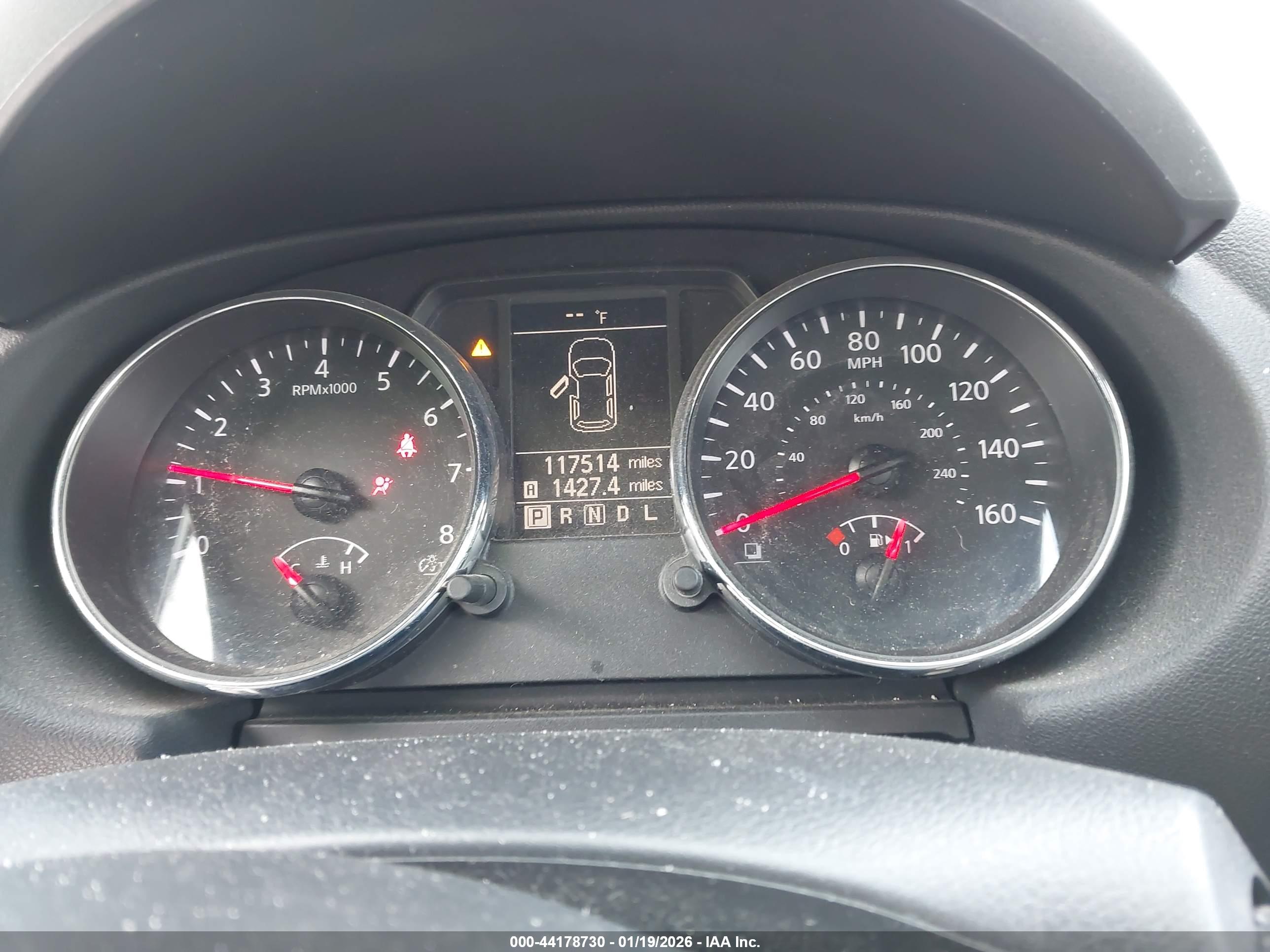 NISSAN ROGUE image 7