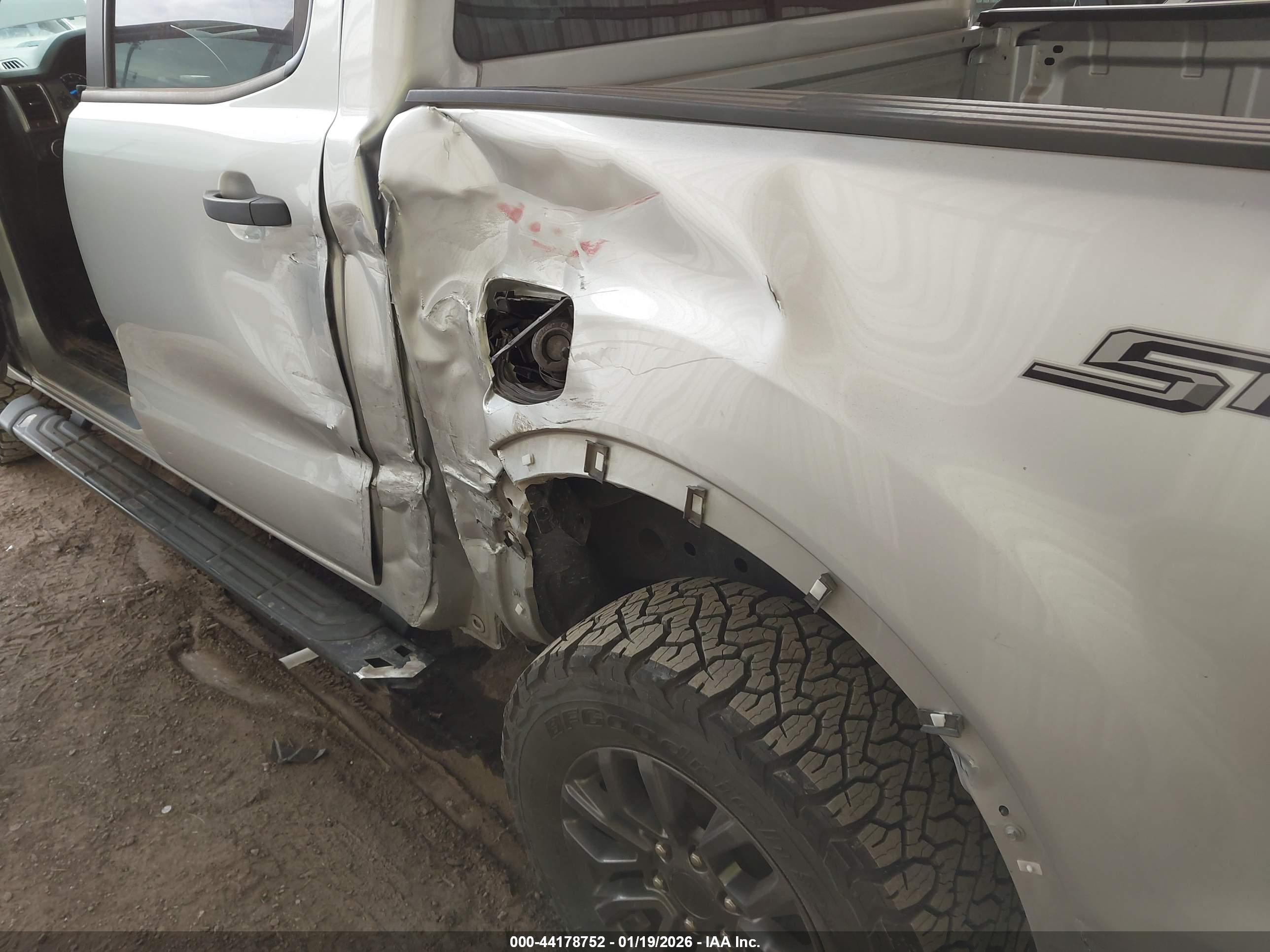 FORD RANGER image 6