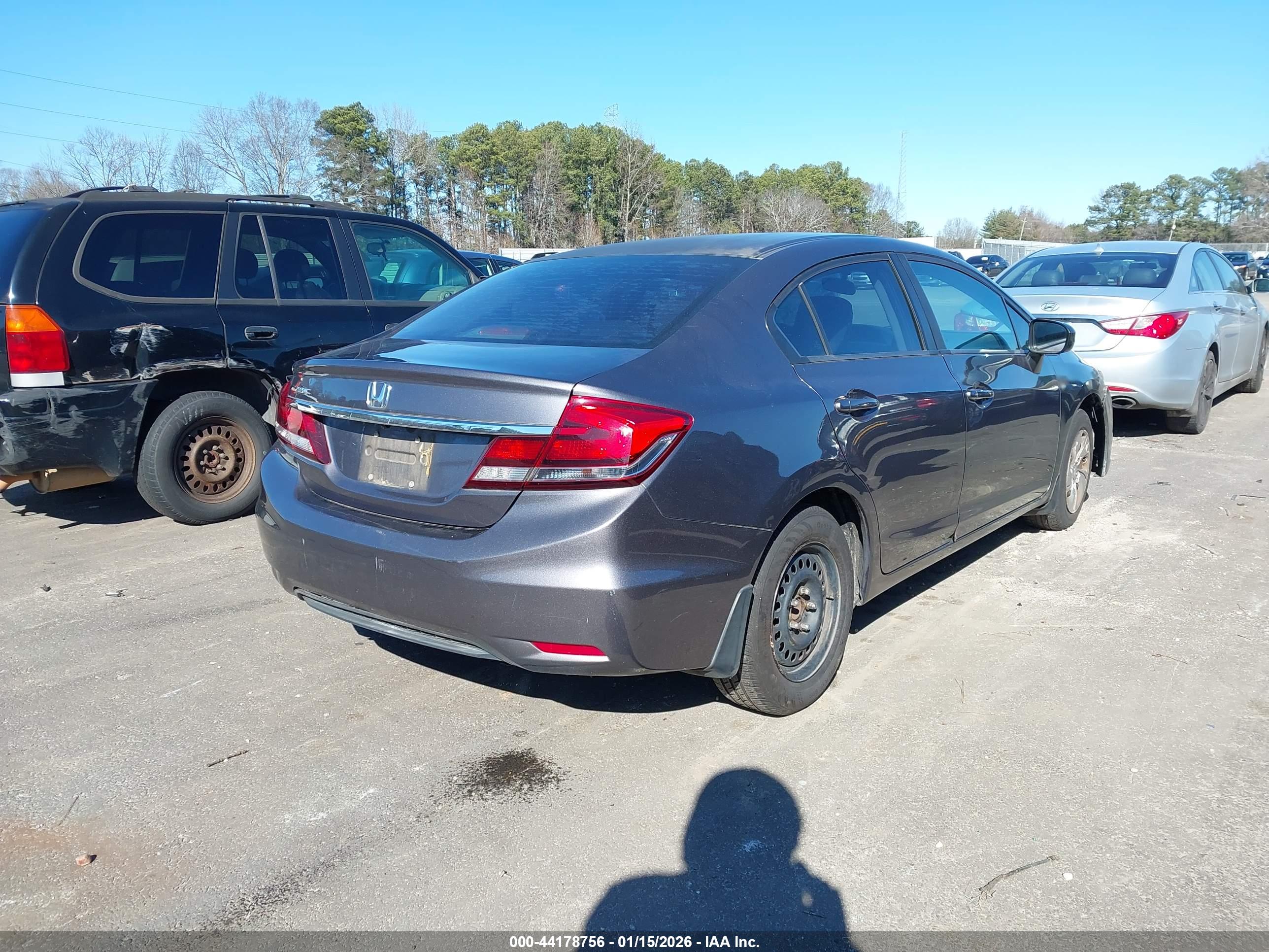 HONDA CIVIC image 4