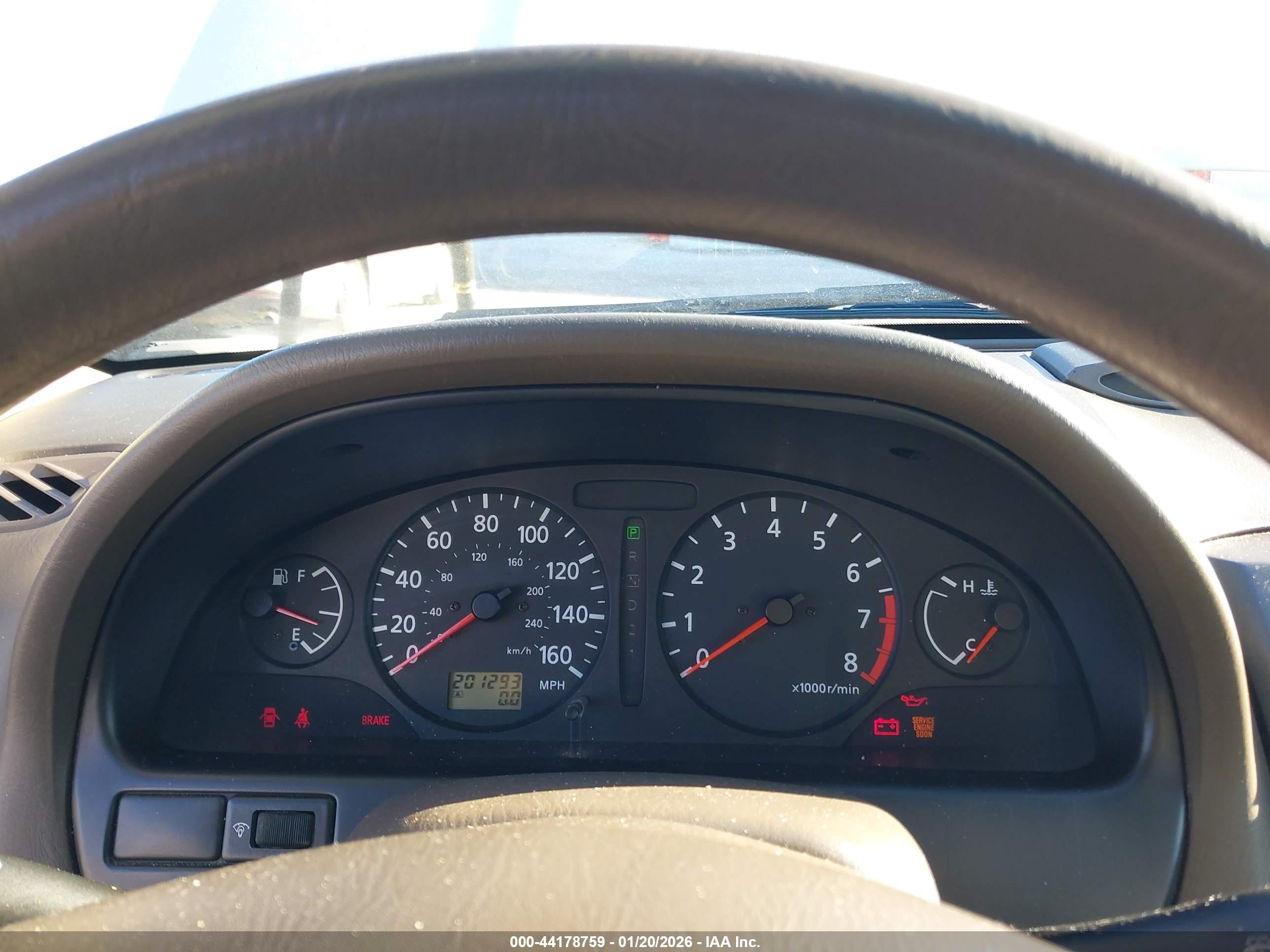 NISSAN MAXIMA image 7