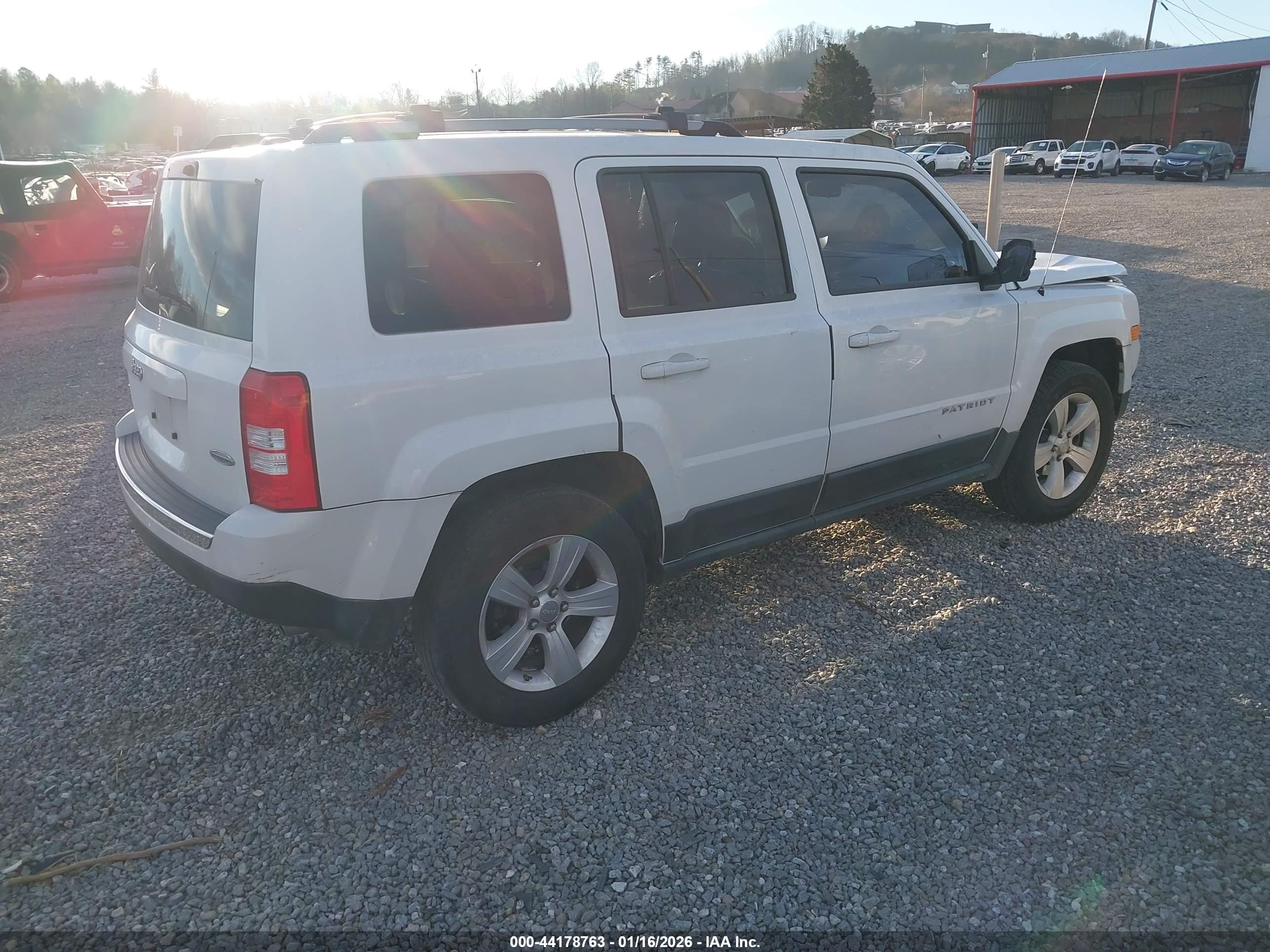 JEEP PATRIOT image 4