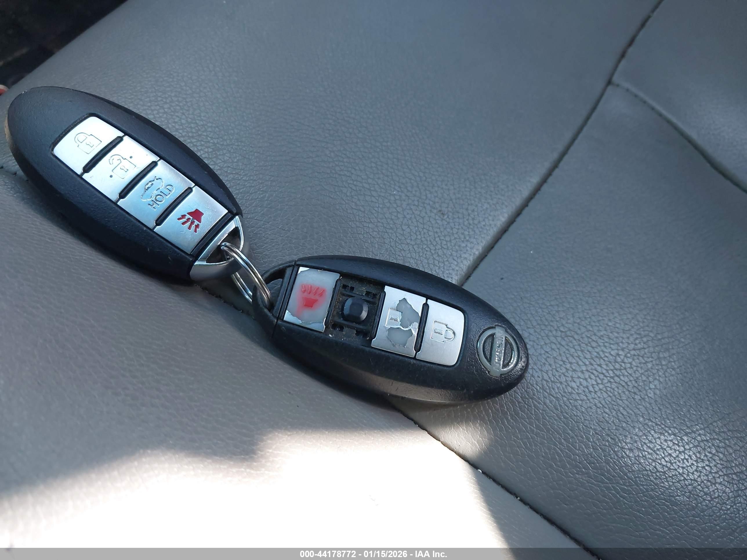 NISSAN ALTIMA image 11