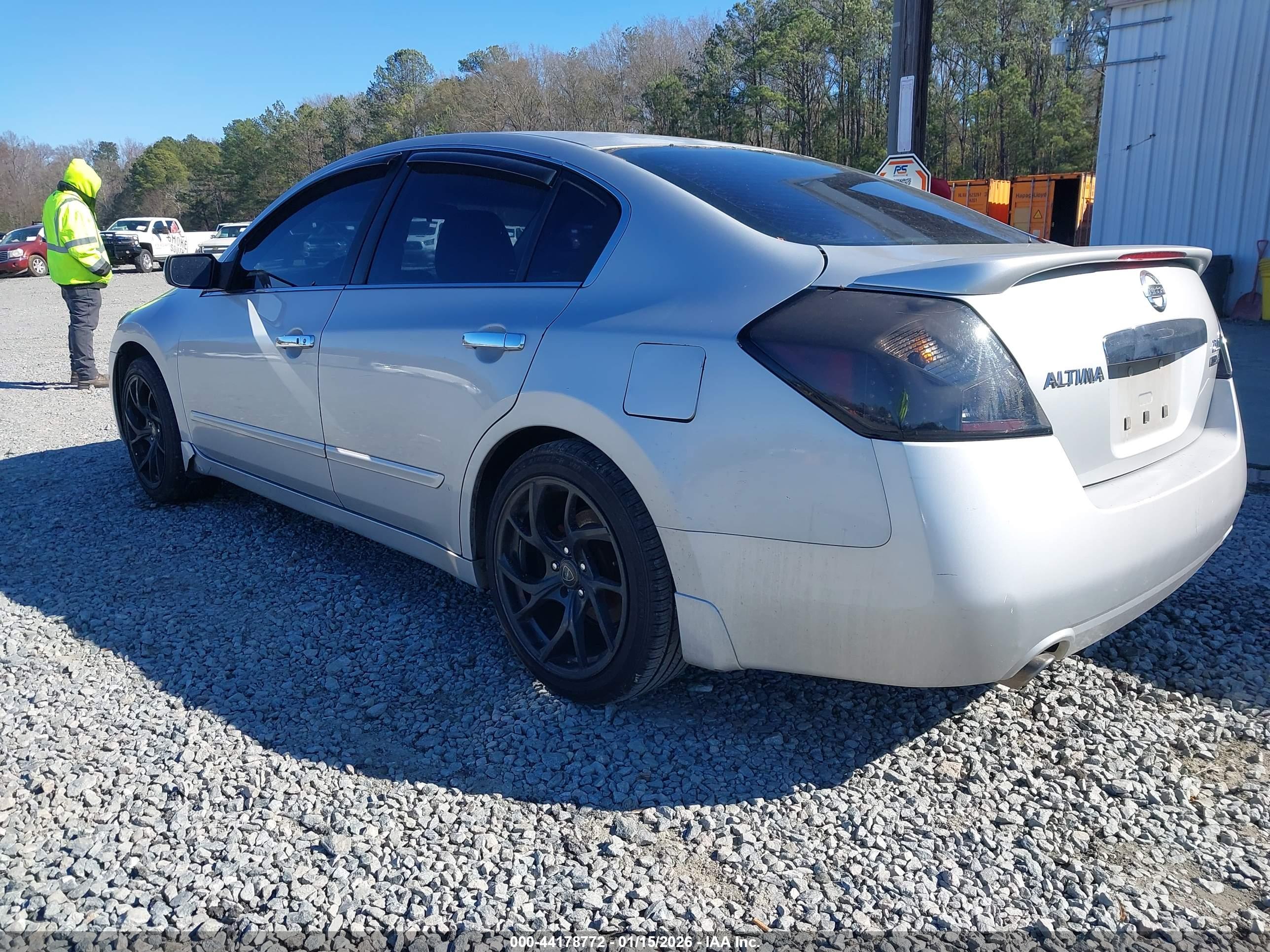 NISSAN ALTIMA image 3