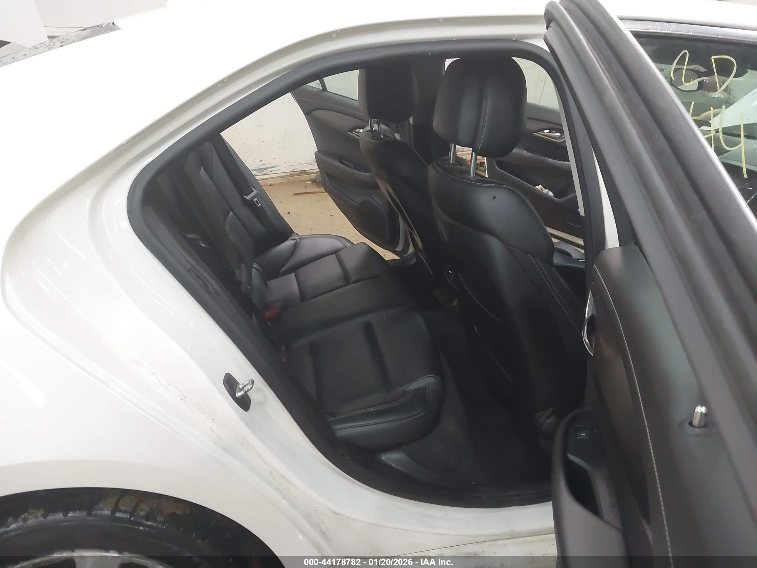 CADILLAC ATS image 8