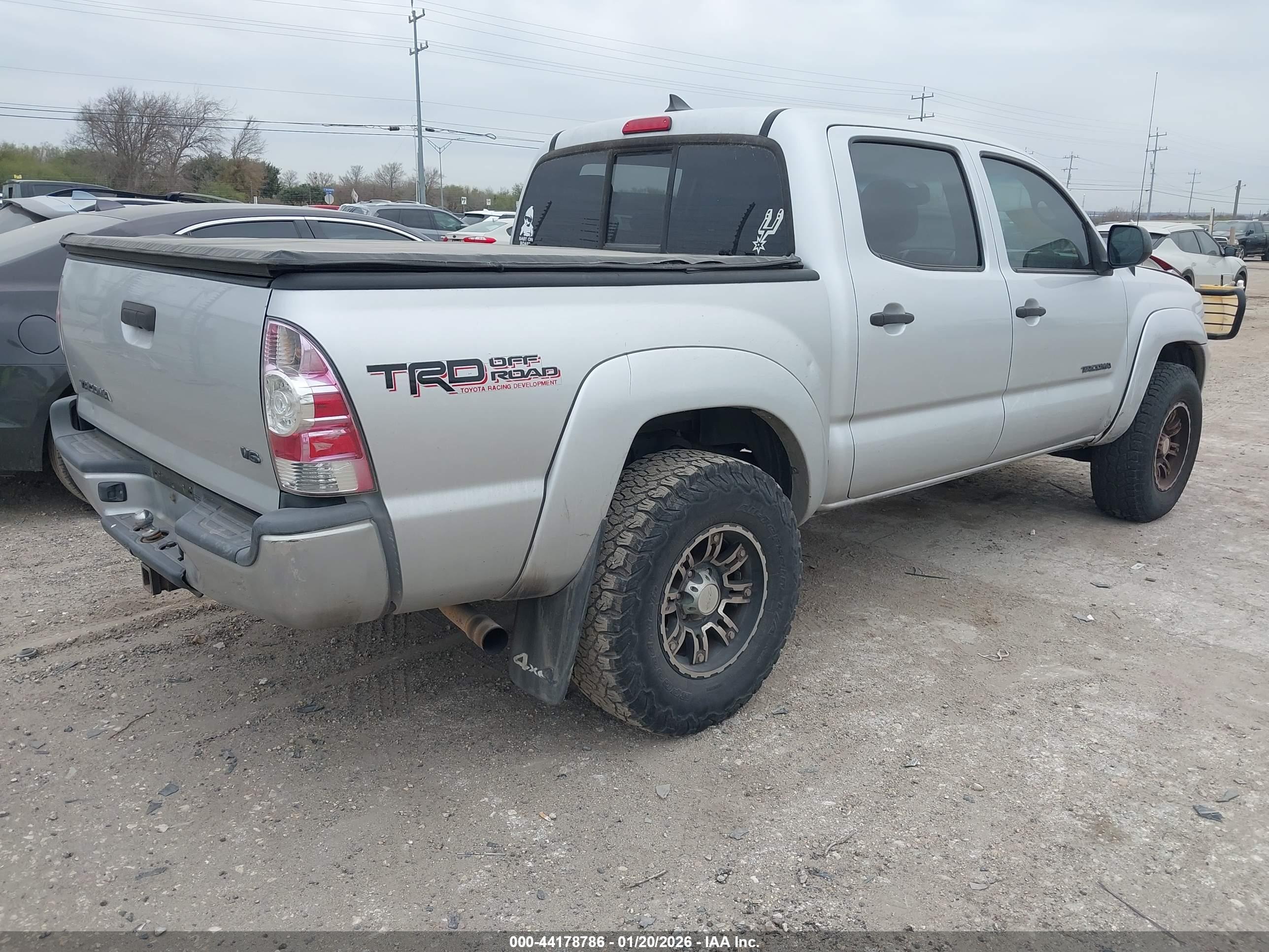 TOYOTA TACOMA image 4