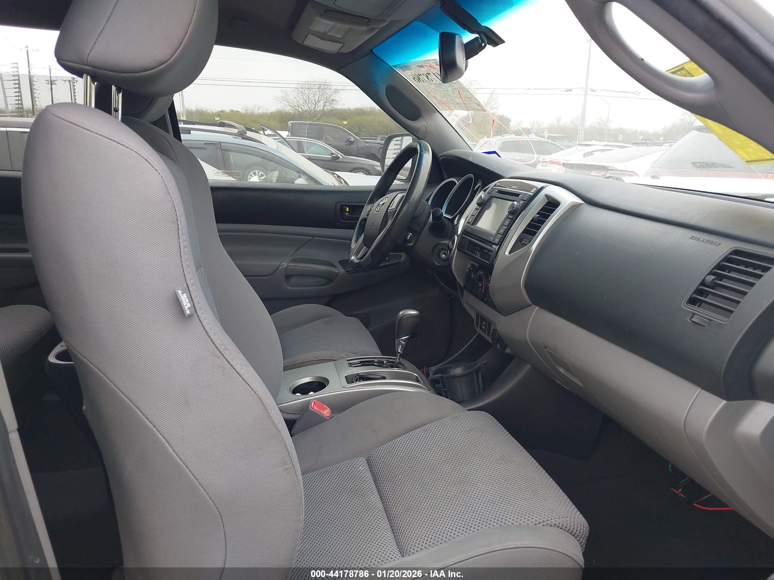 TOYOTA TACOMA image 5