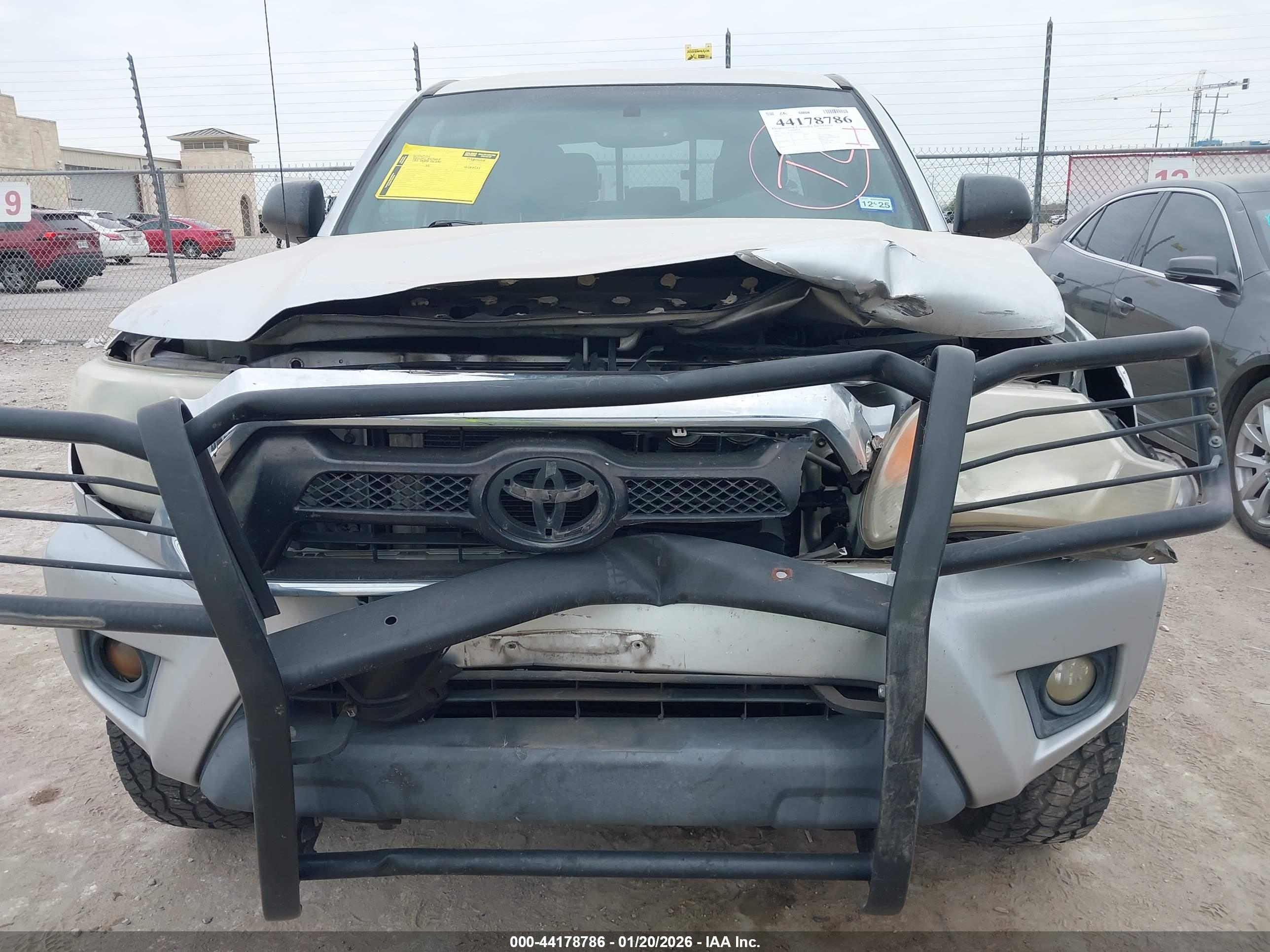 TOYOTA TACOMA image 6