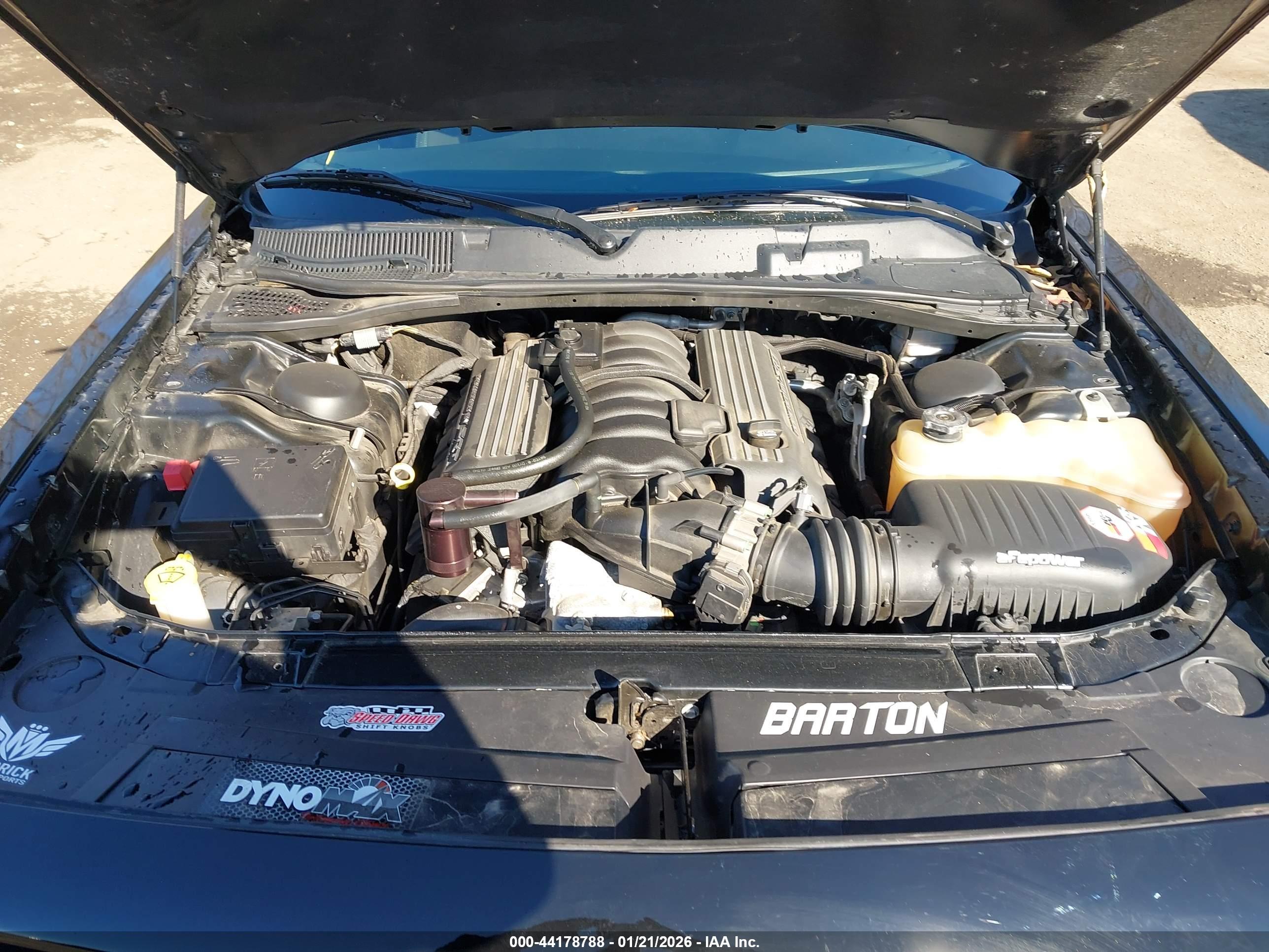 DODGE CHALLENGER image 10