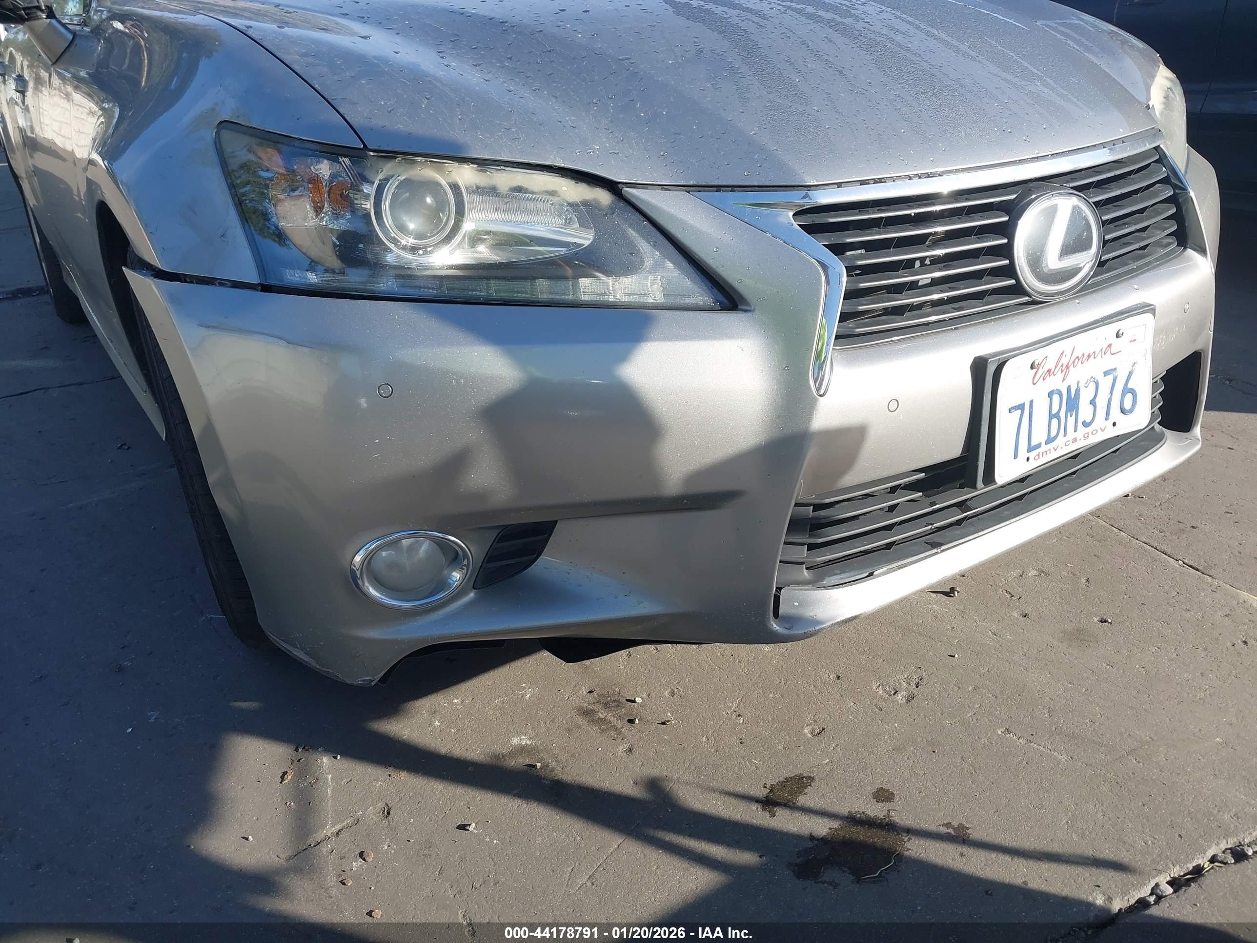 LEXUS GS image 6