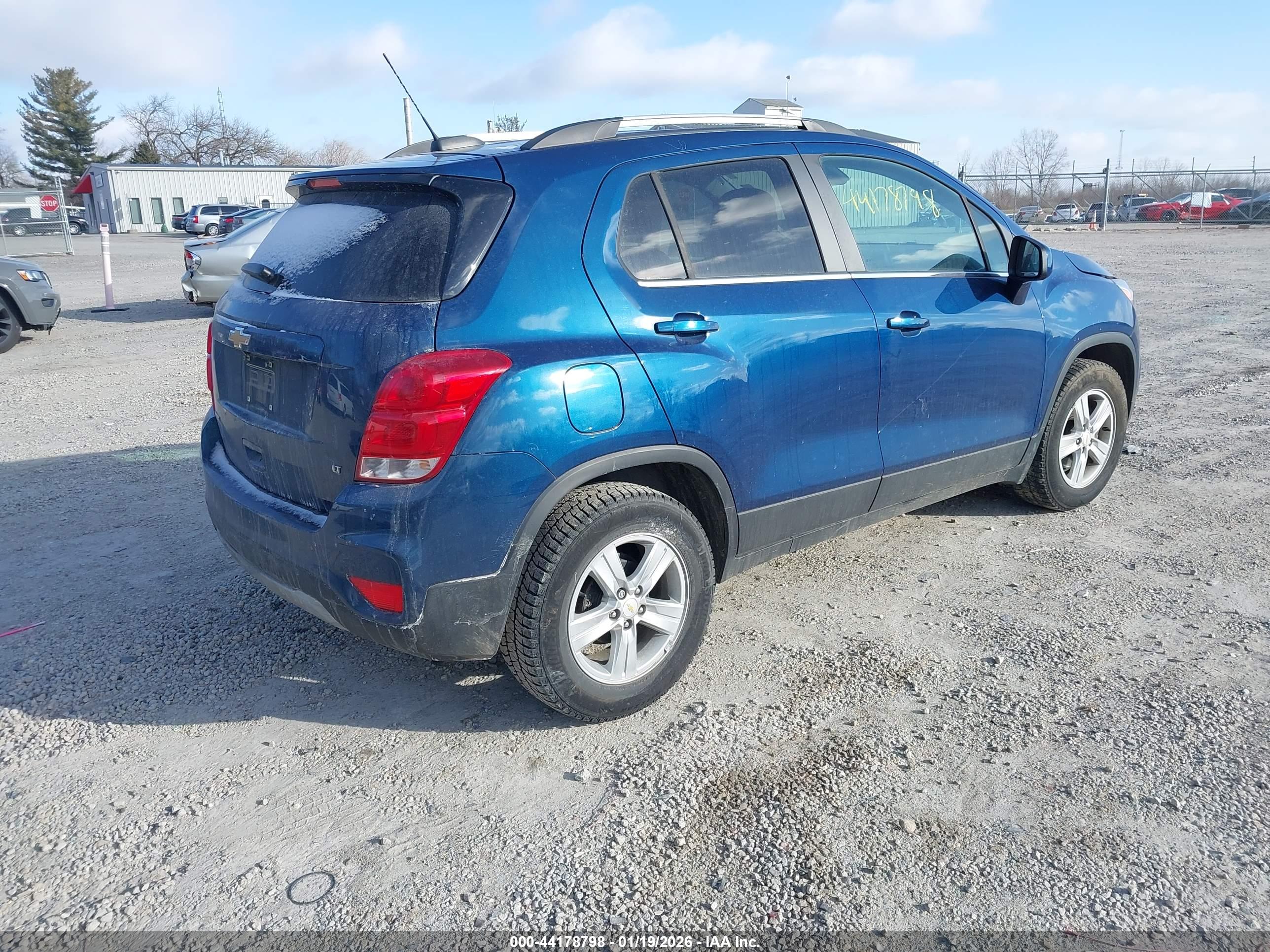 CHEVROLET TRAX image 4