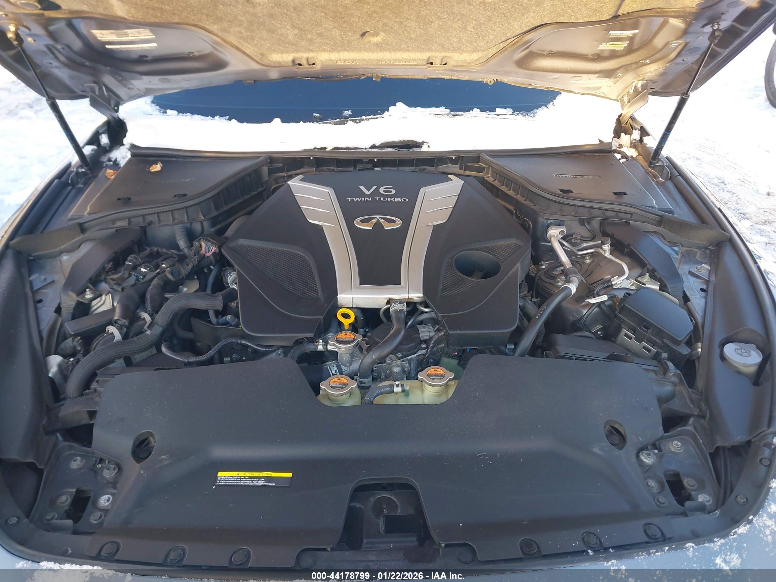 INFINITI Q60 image 10