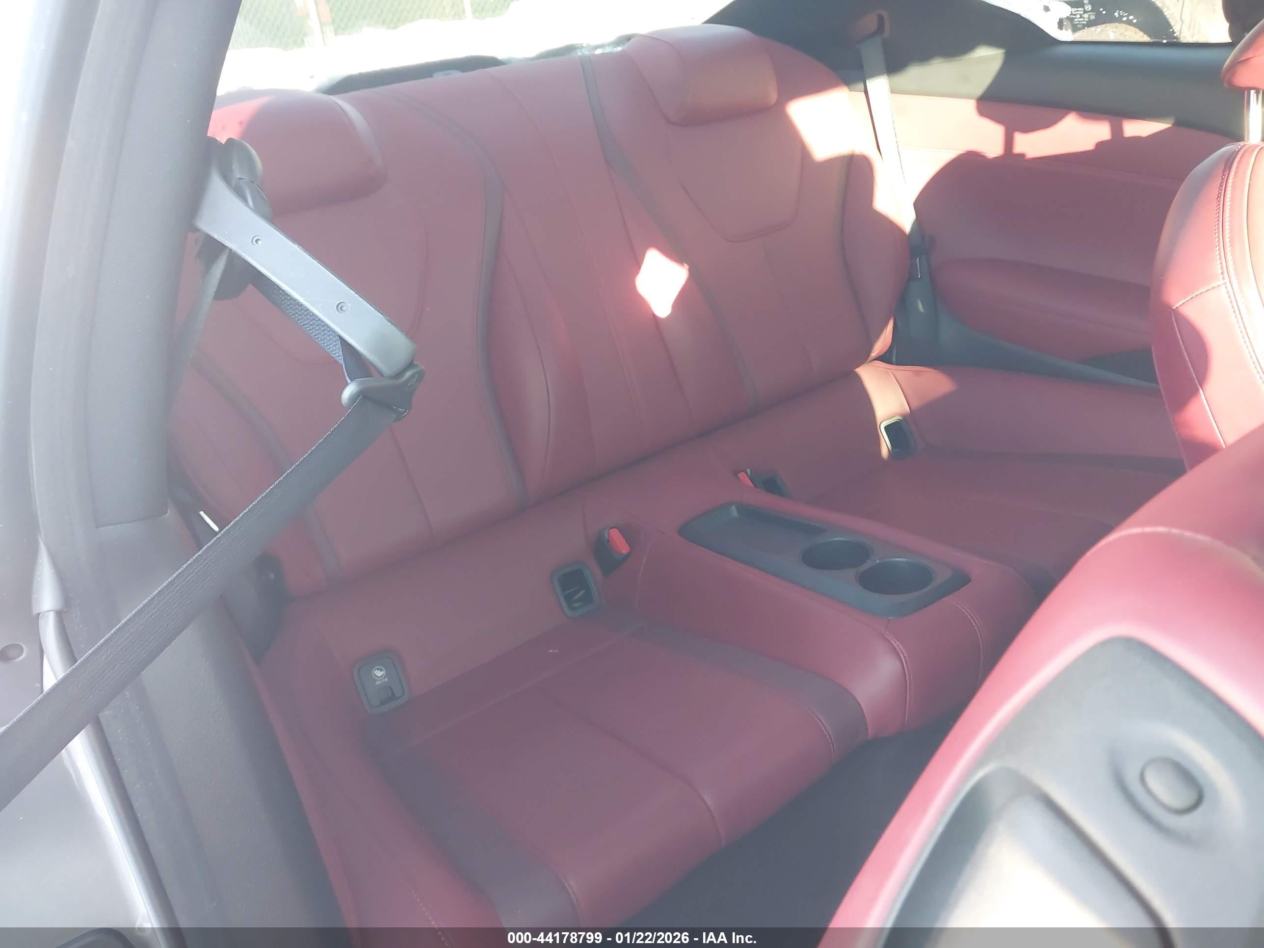INFINITI Q60 image 8