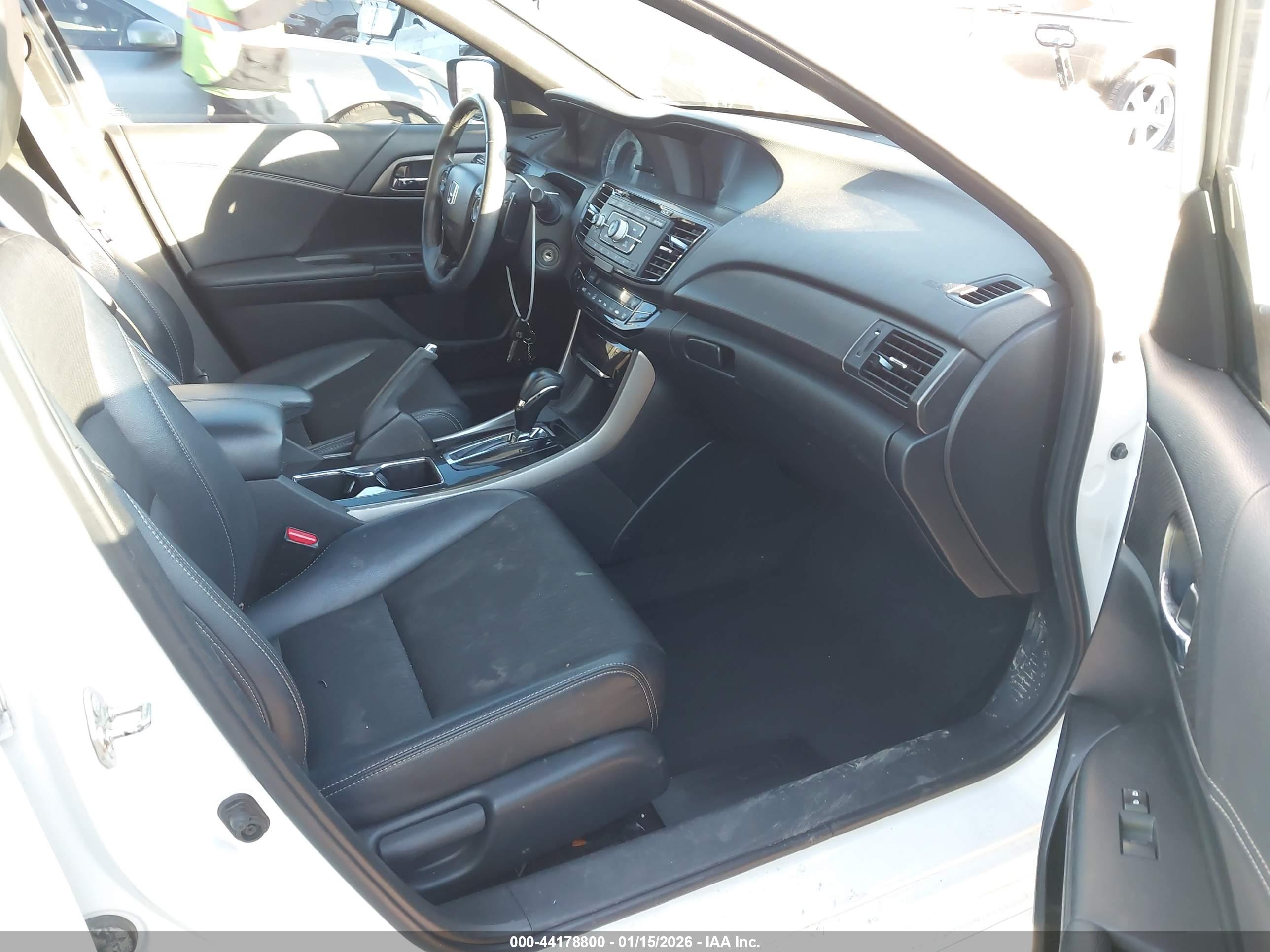 HONDA ACCORD image 5