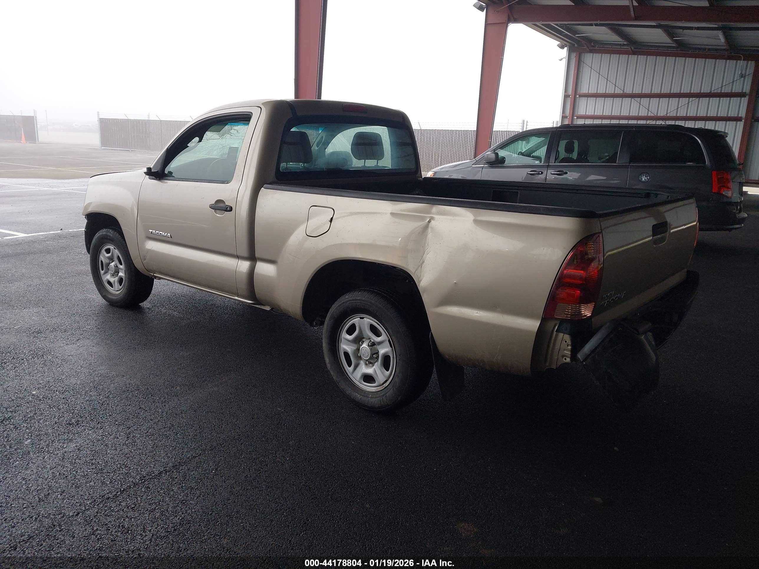 TOYOTA TACOMA image 3