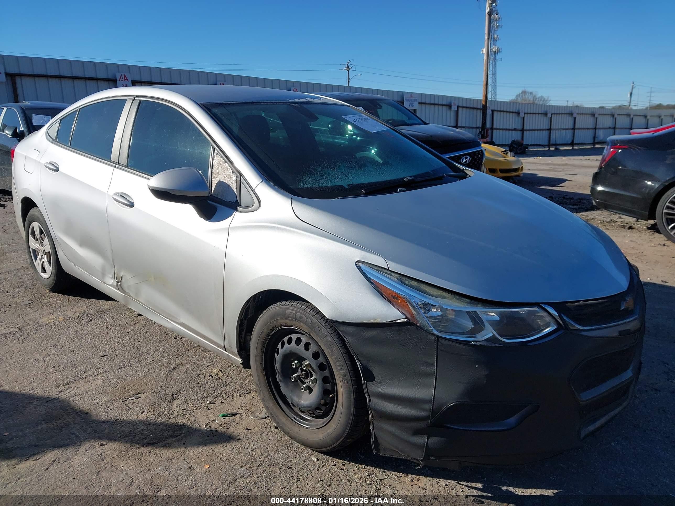 CHEVROLET CRUZE image 6