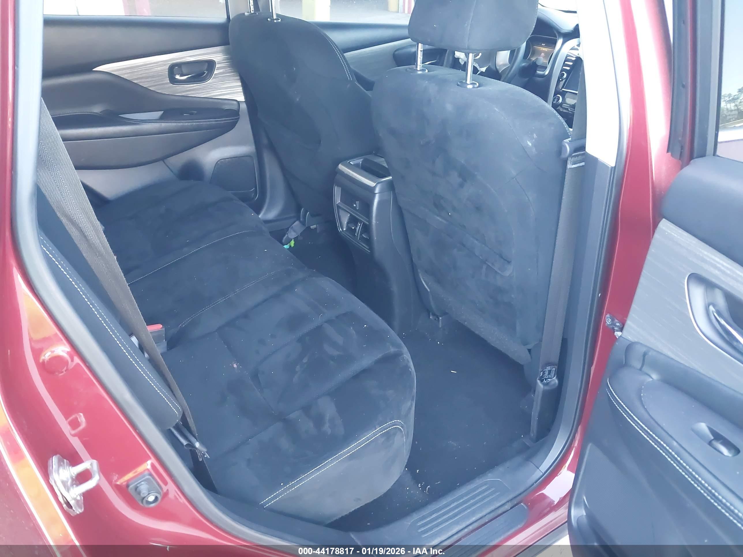NISSAN MURANO image 8