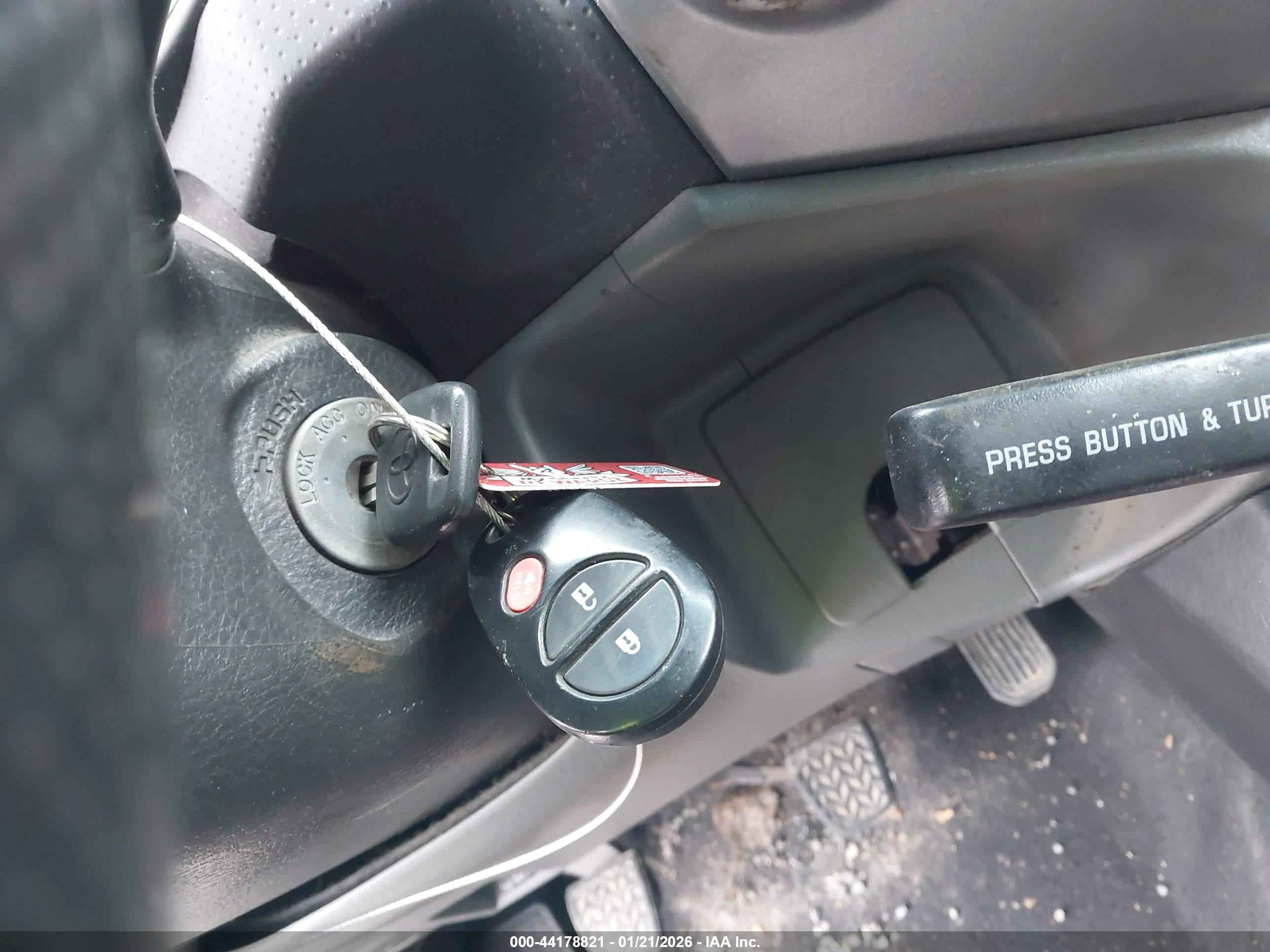 TOYOTA TACOMA image 11