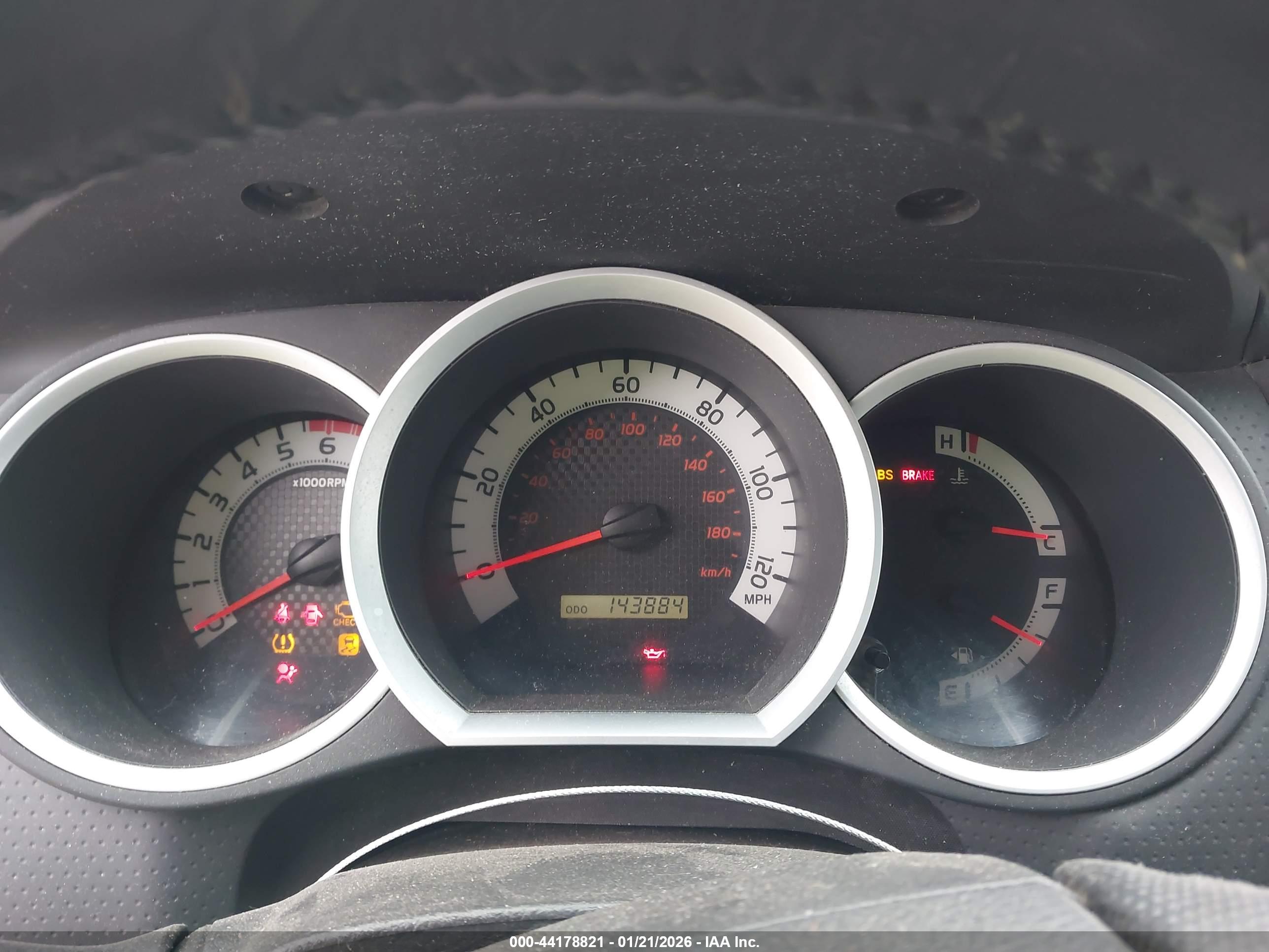 TOYOTA TACOMA image 7