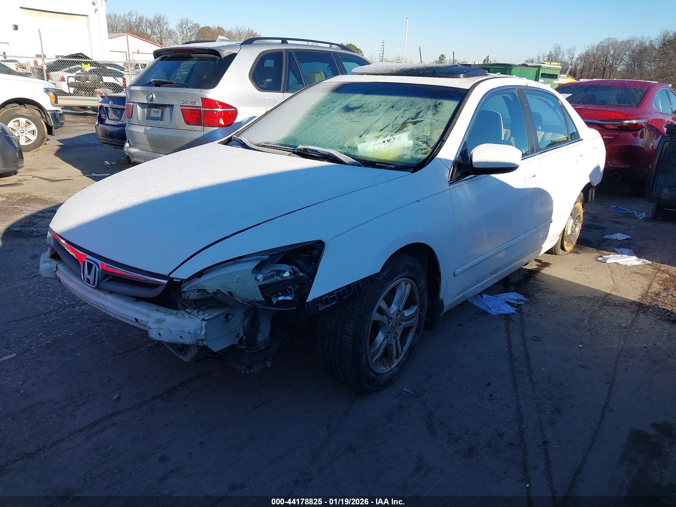 HONDA ACCORD image 2