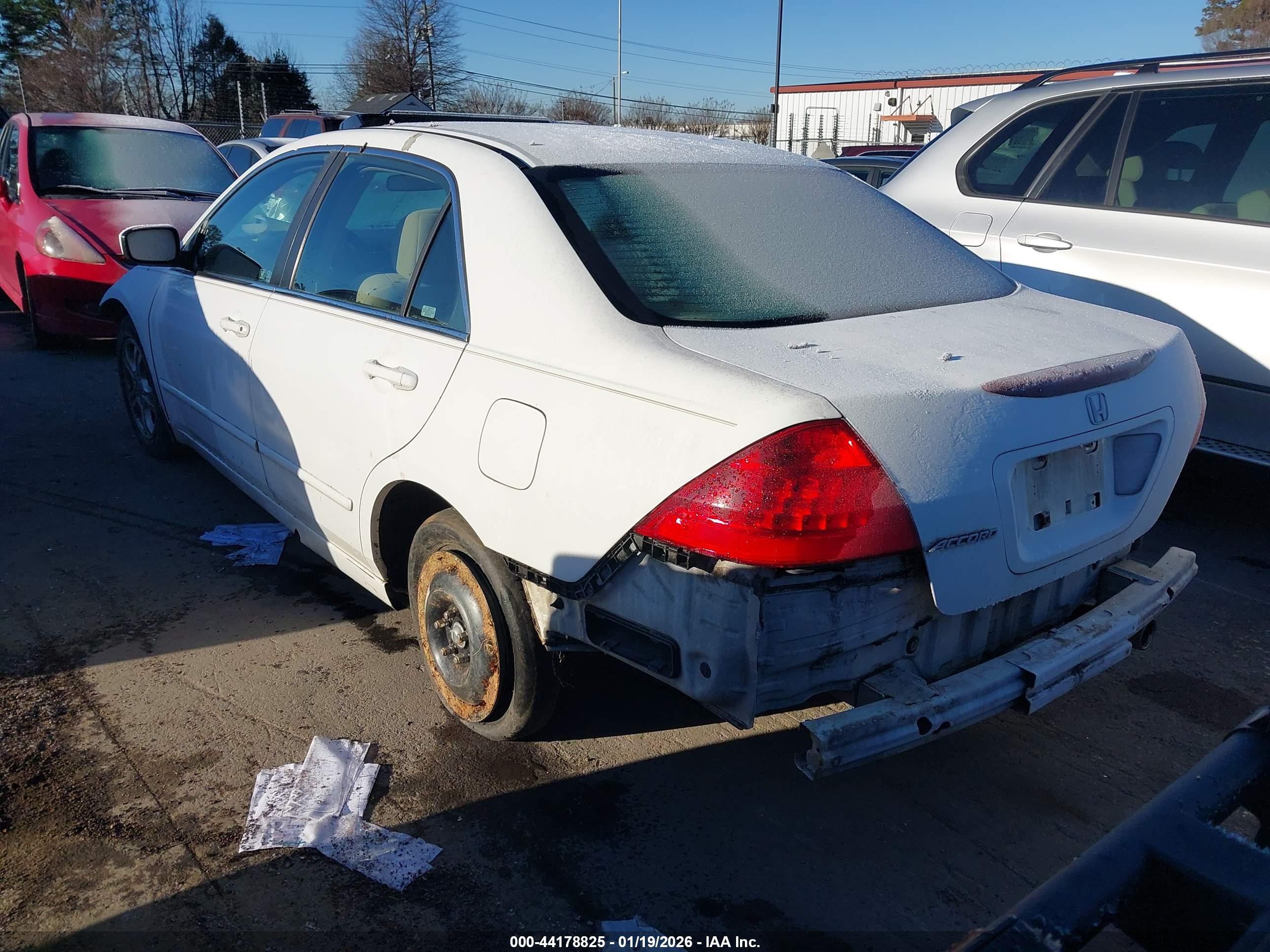 HONDA ACCORD image 3