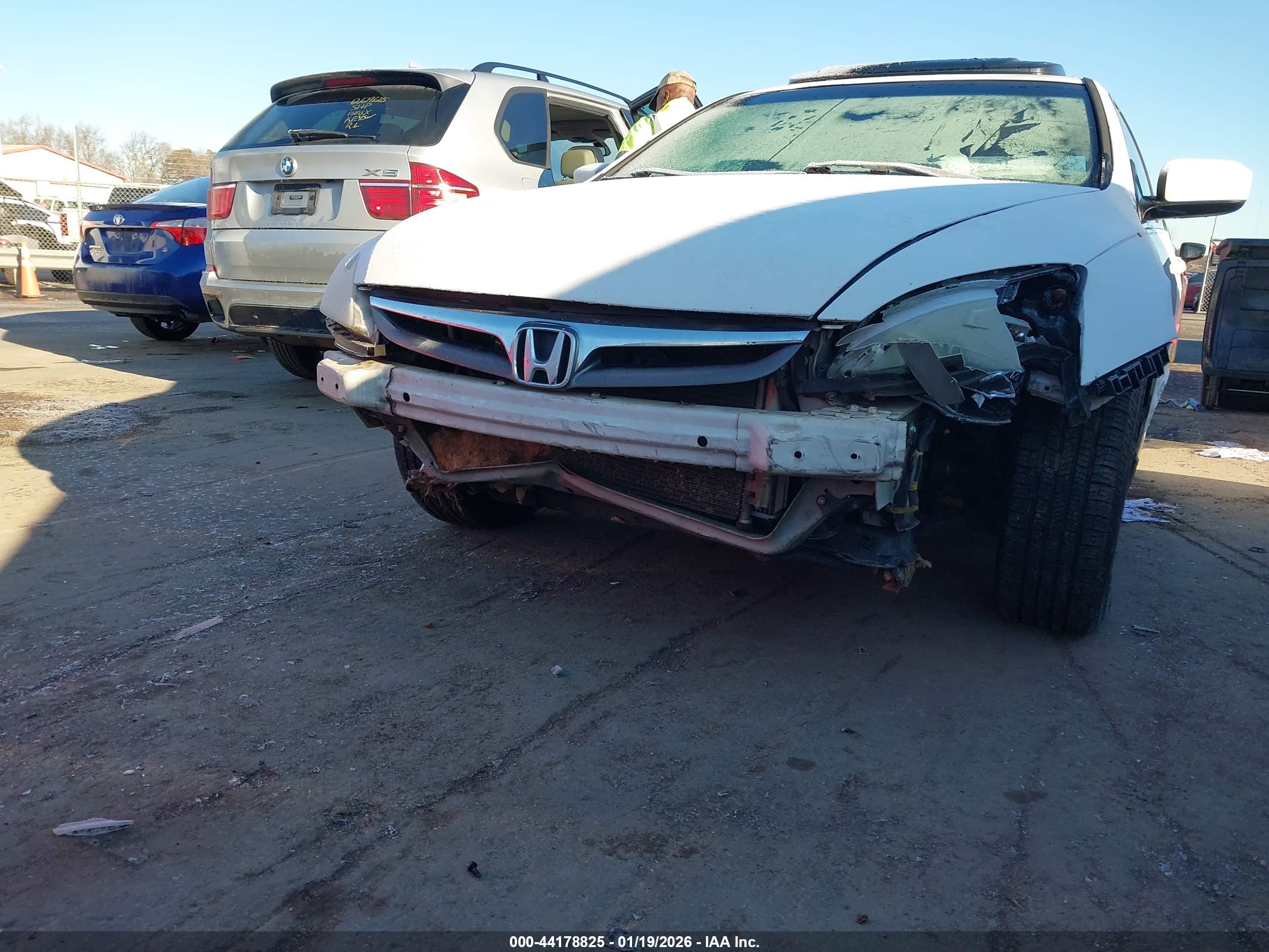 HONDA ACCORD image 6