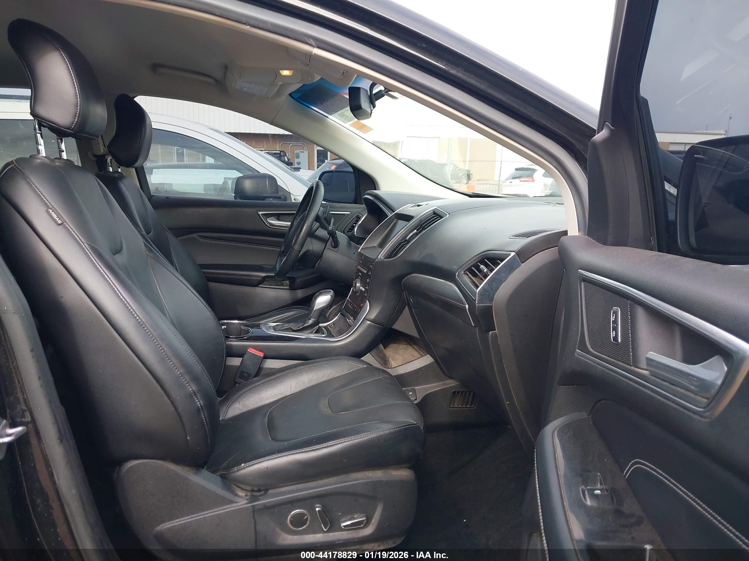 FORD EDGE image 5