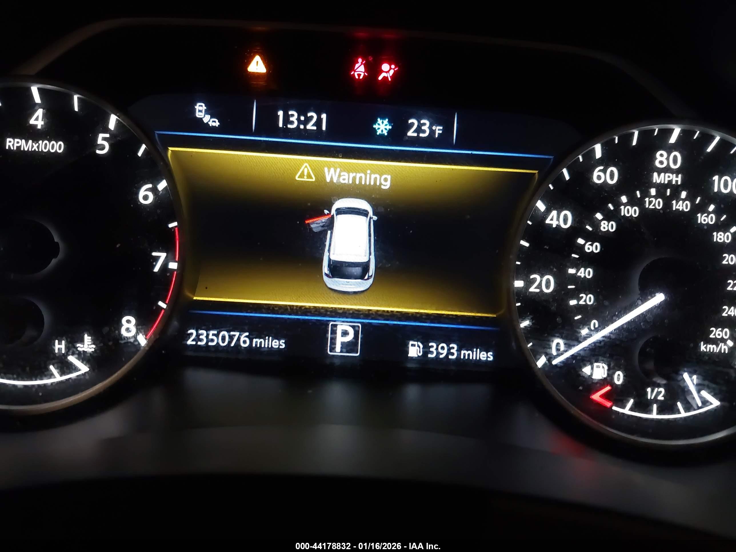 NISSAN MURANO image 7