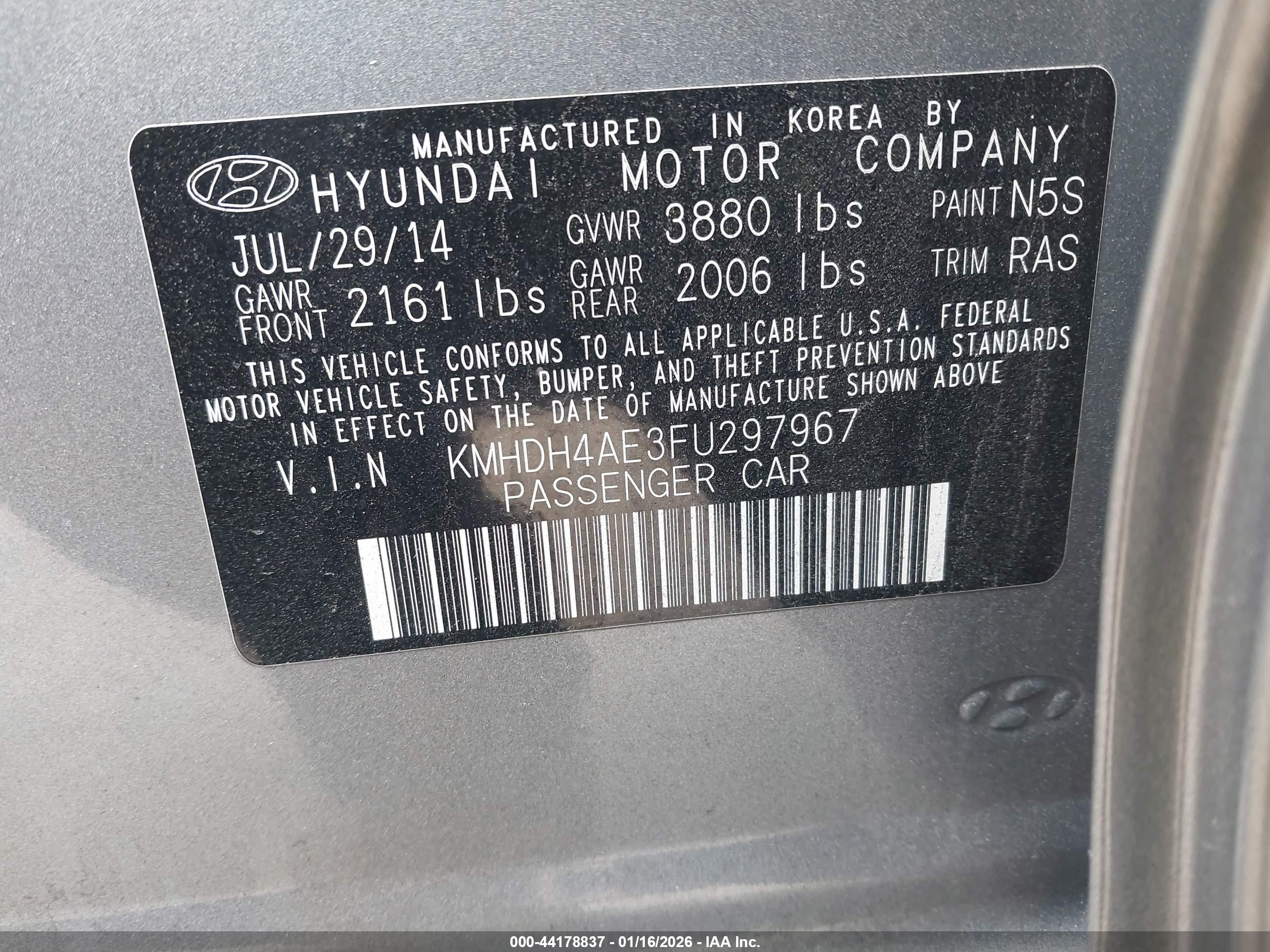 HYUNDAI ELANTRA image 9