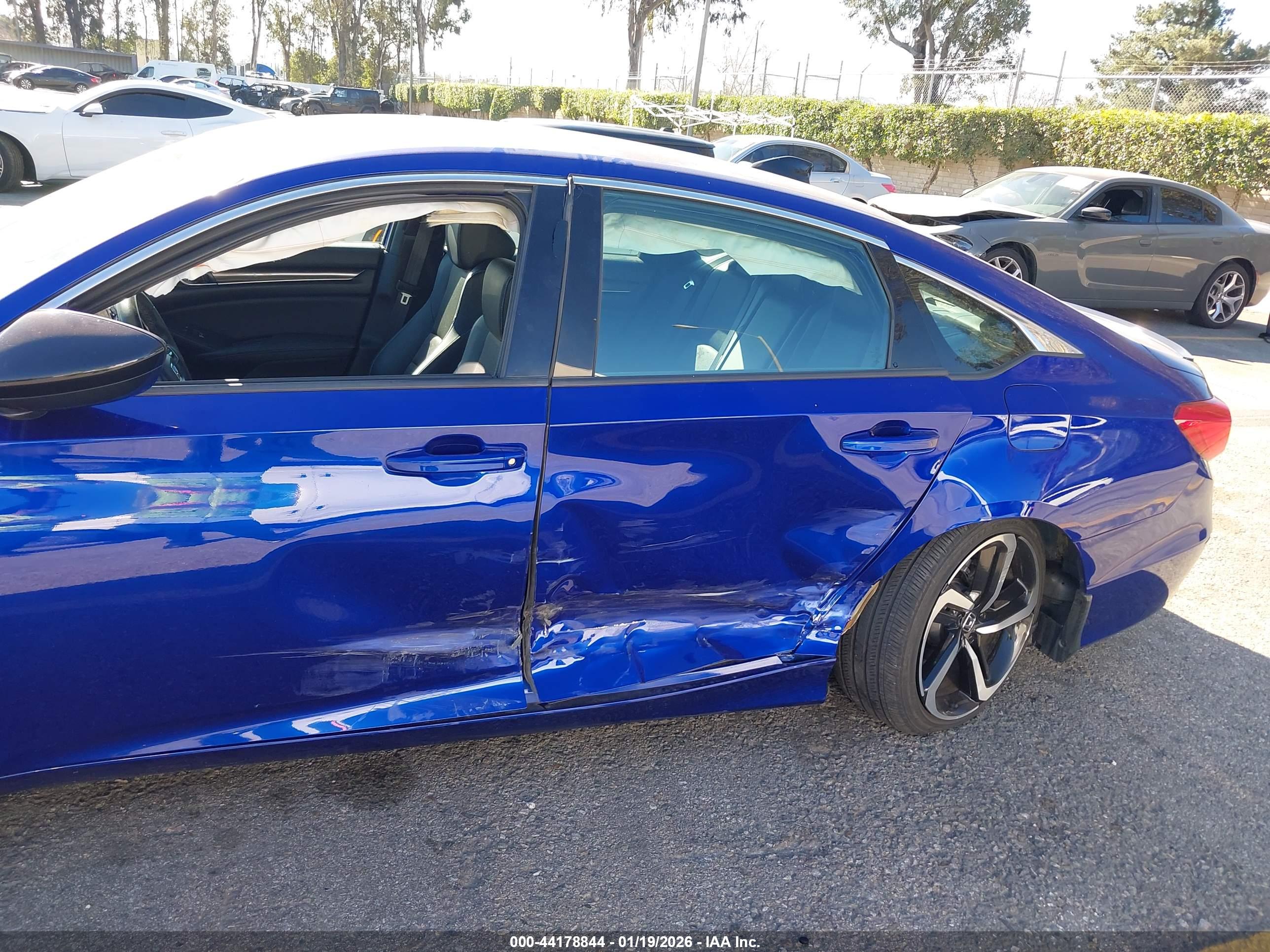HONDA ACCORD image 6