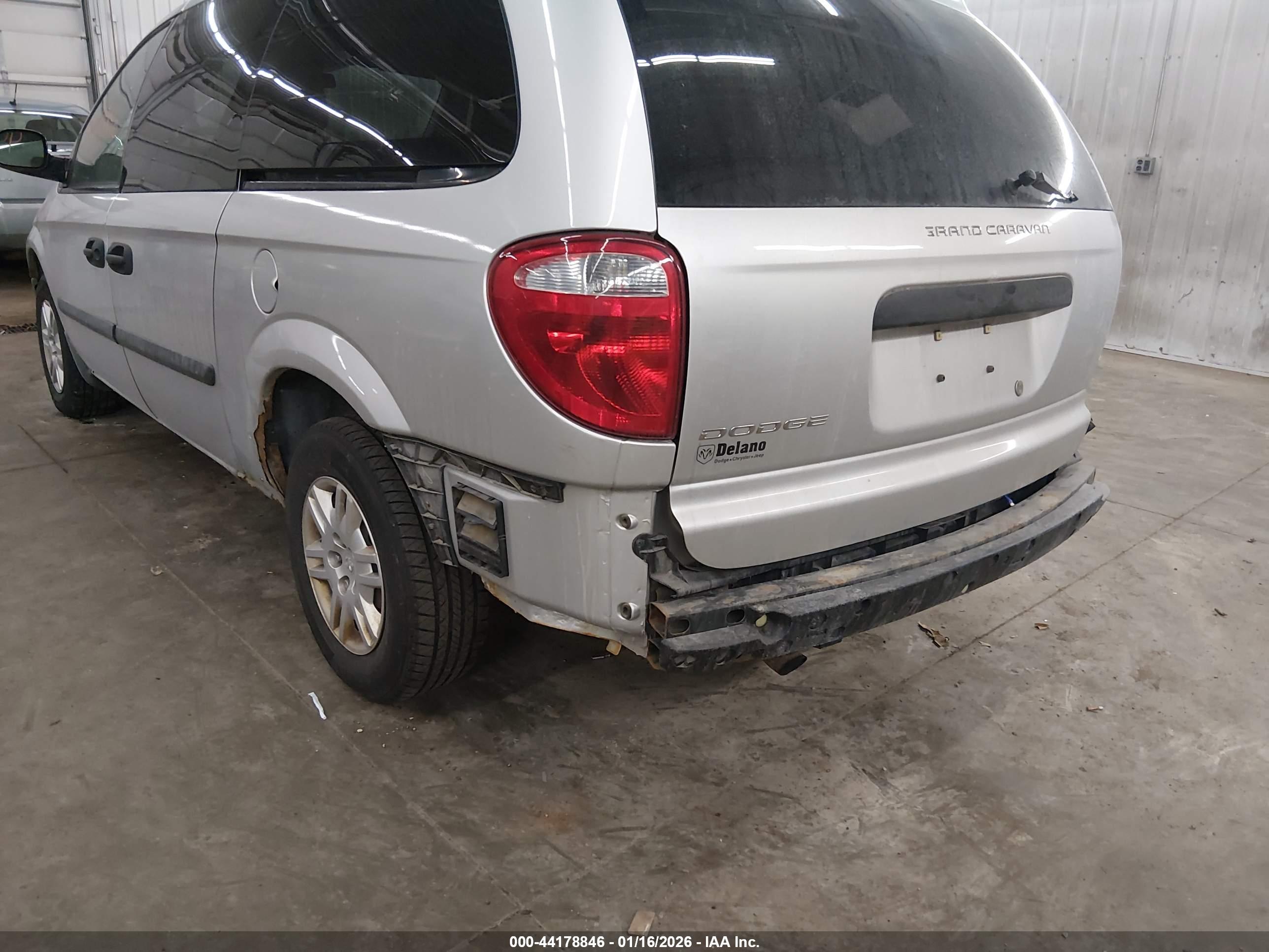 DODGE GRAND image 6