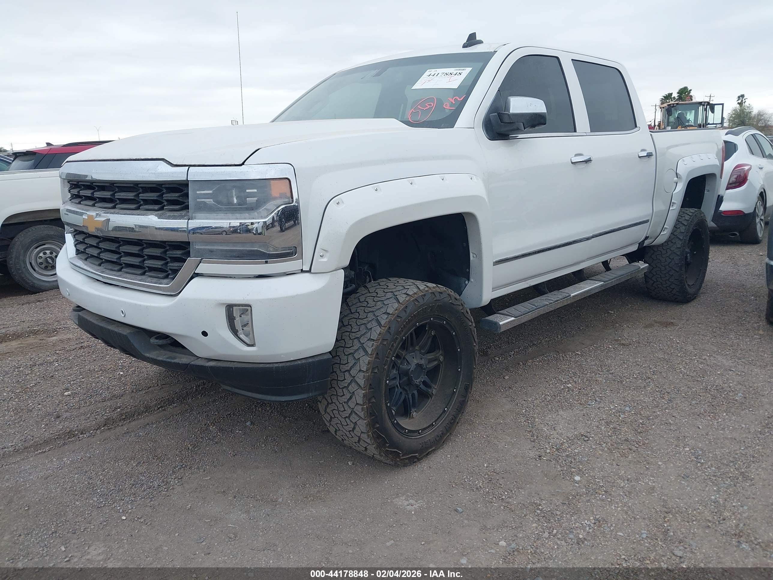 CHEVROLET SILVERADO image 2