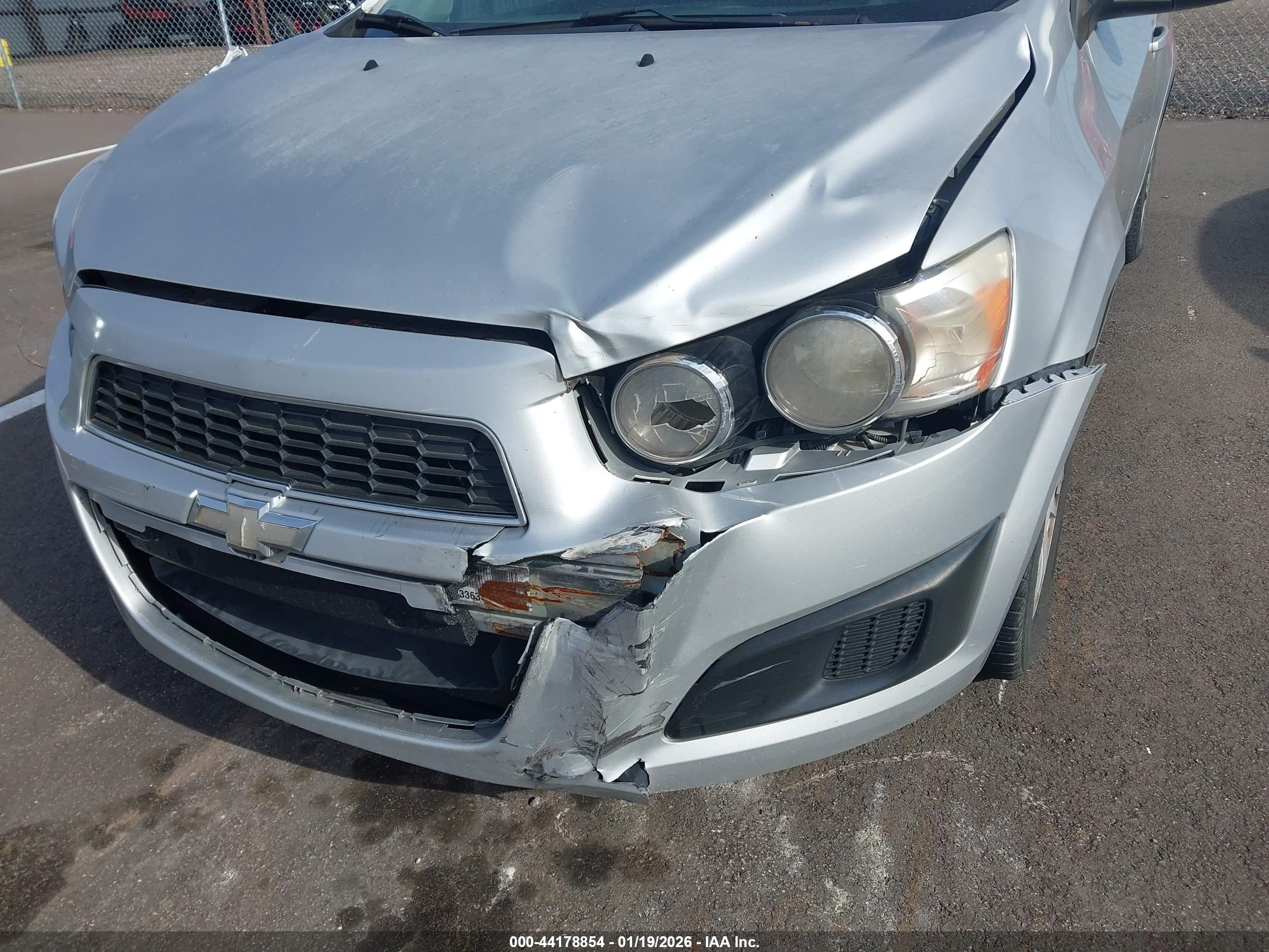 CHEVROLET SONIC image 6