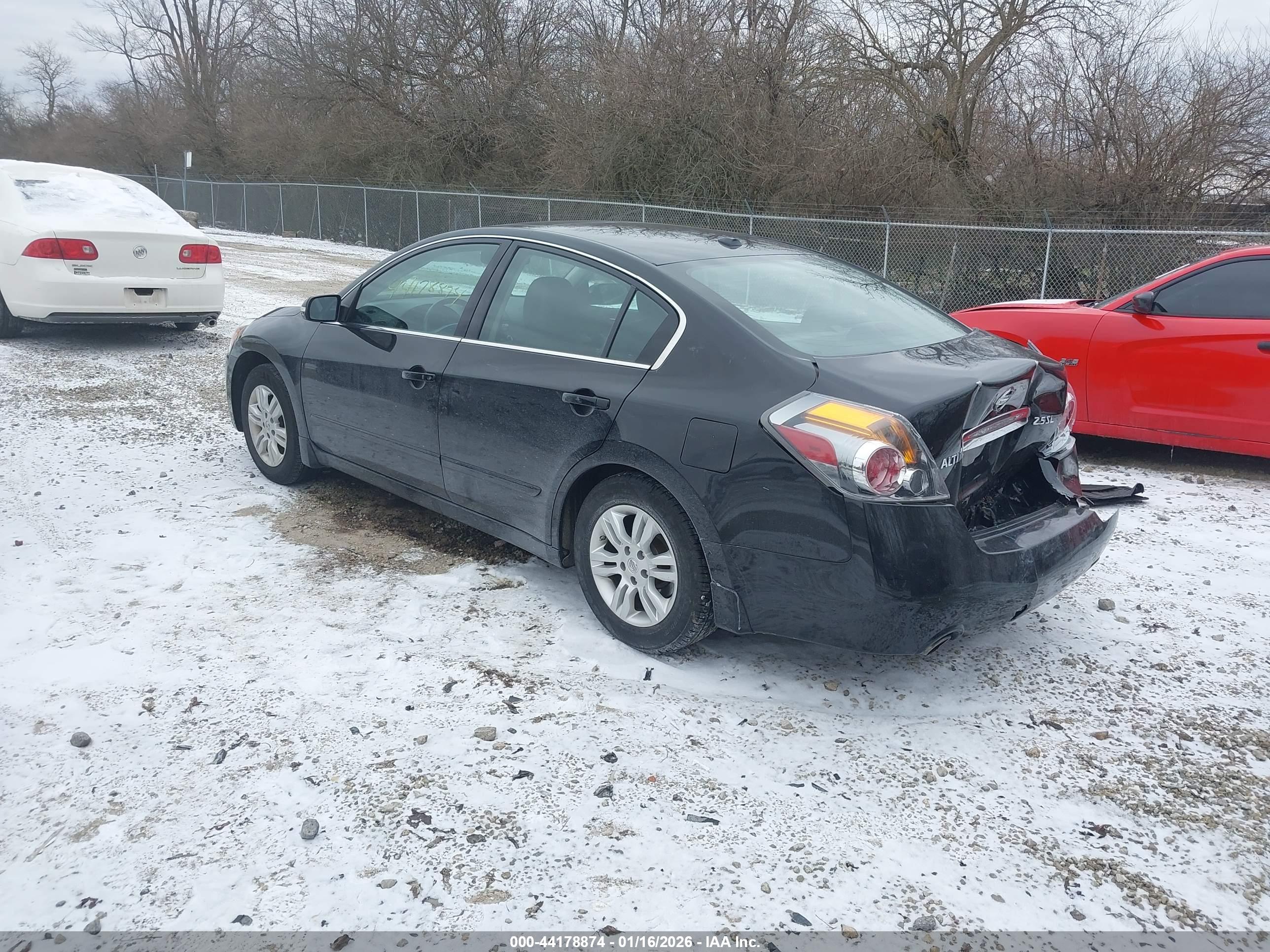 NISSAN ALTIMA image 3