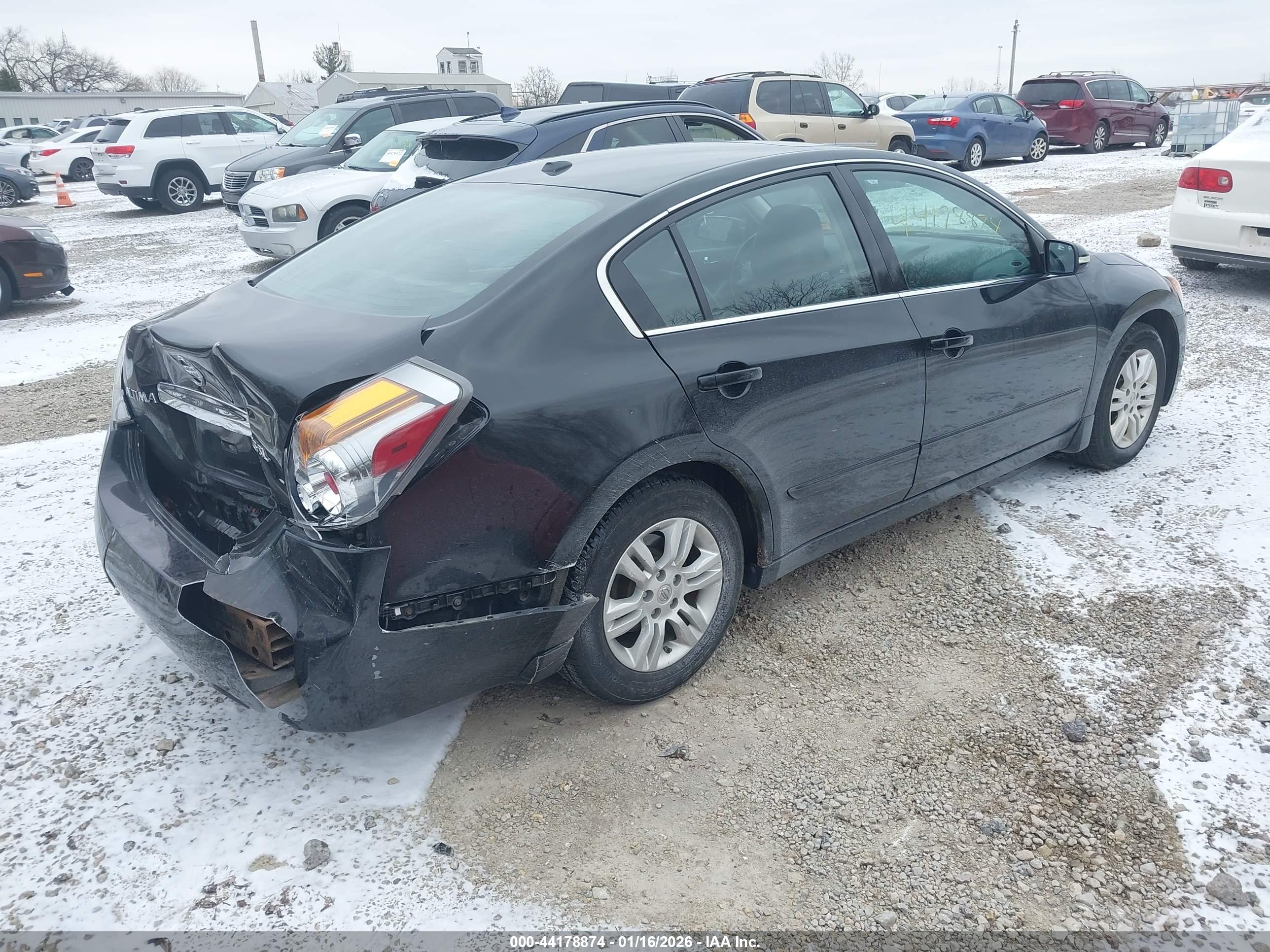 NISSAN ALTIMA image 4