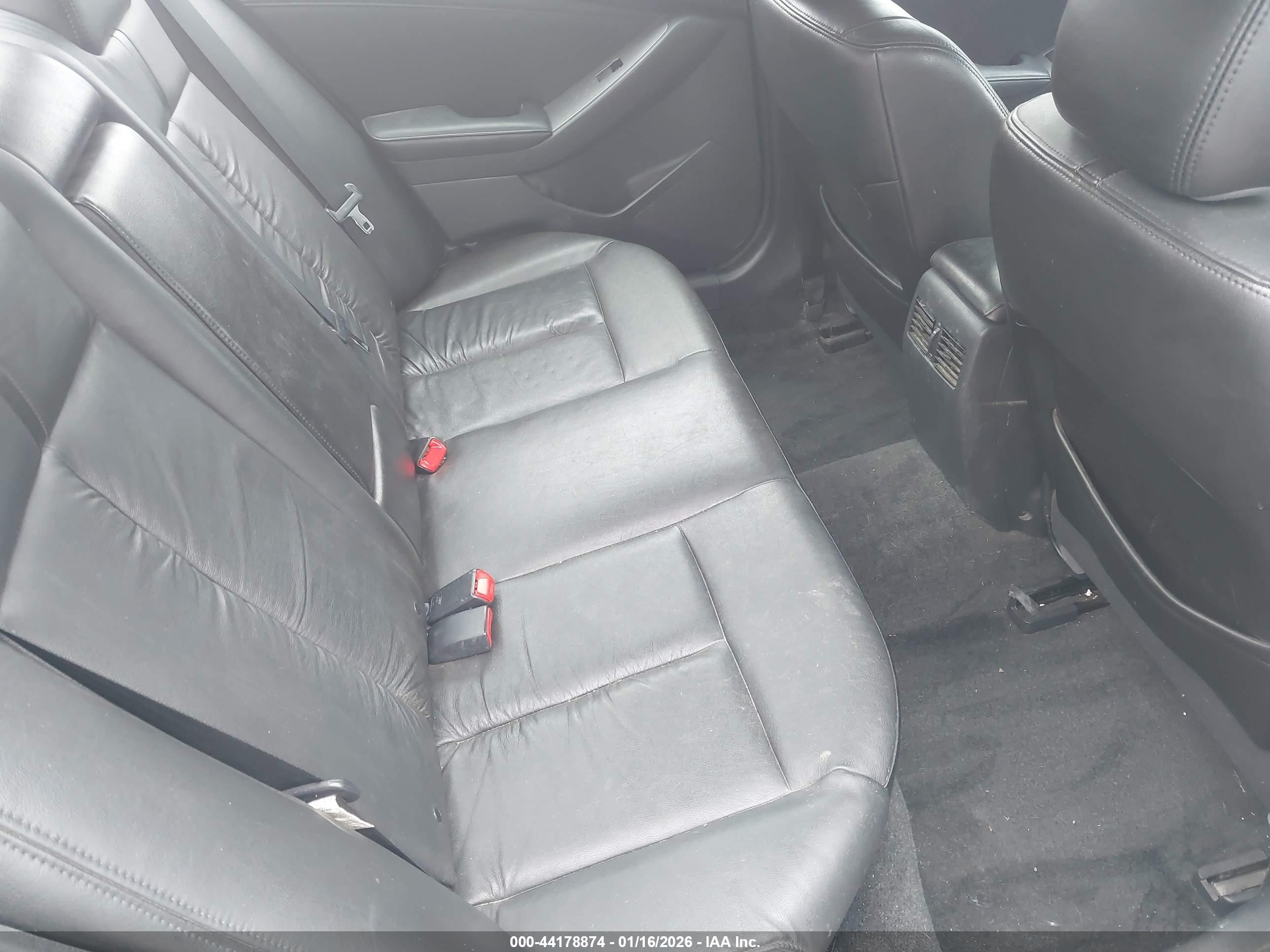NISSAN ALTIMA image 8