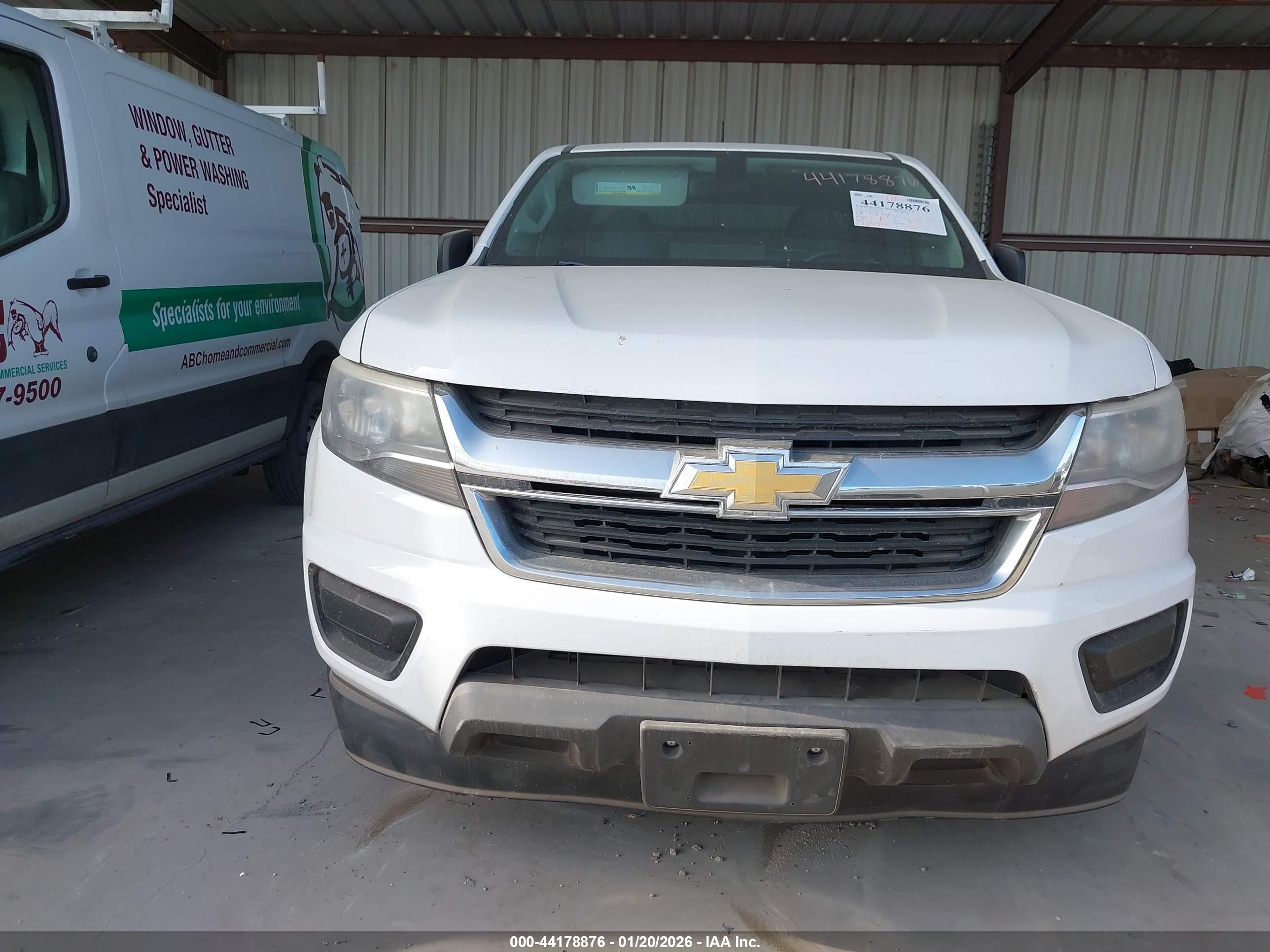 CHEVROLET COLORADO image 6