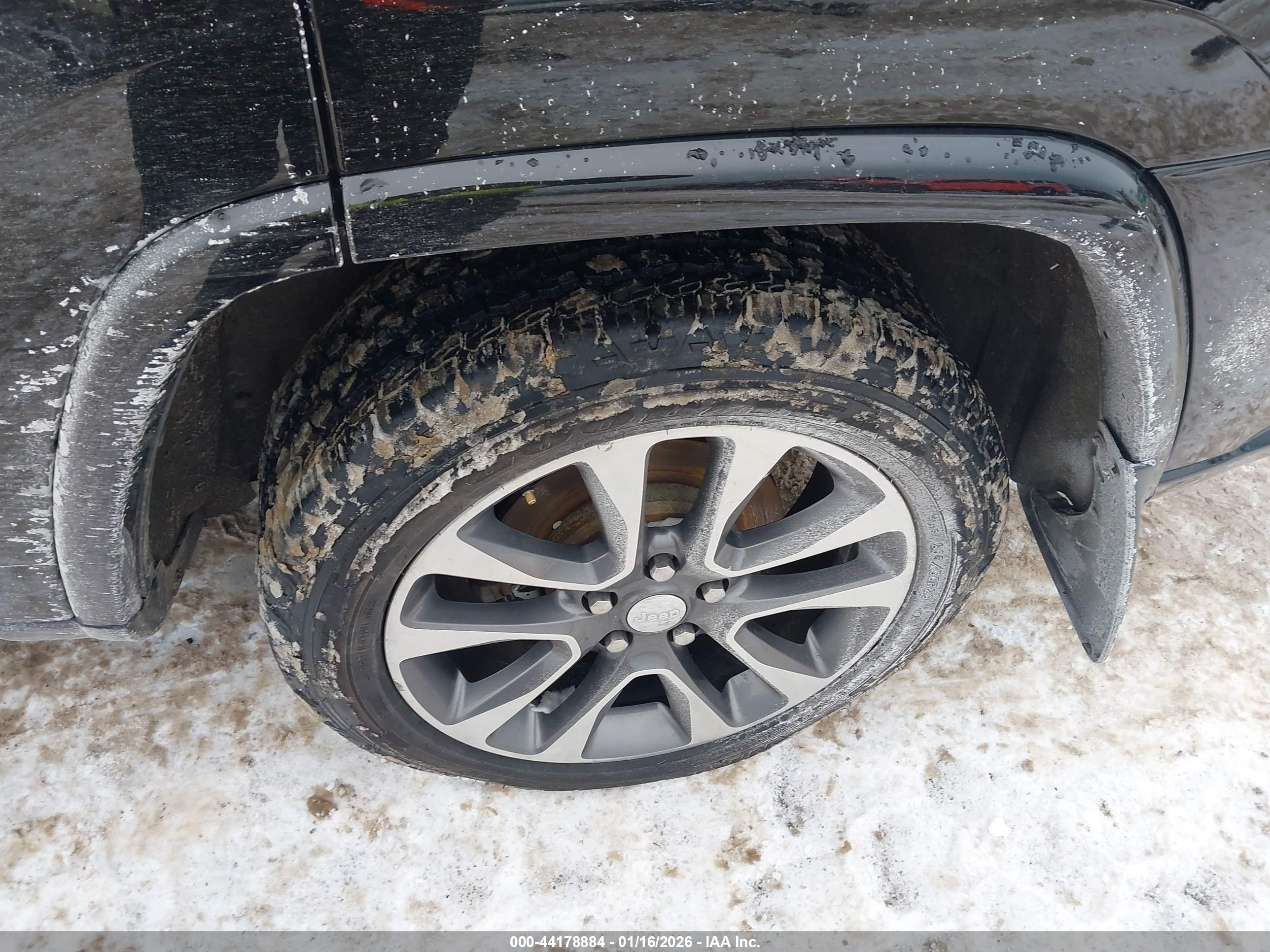 JEEP GRAND image 6