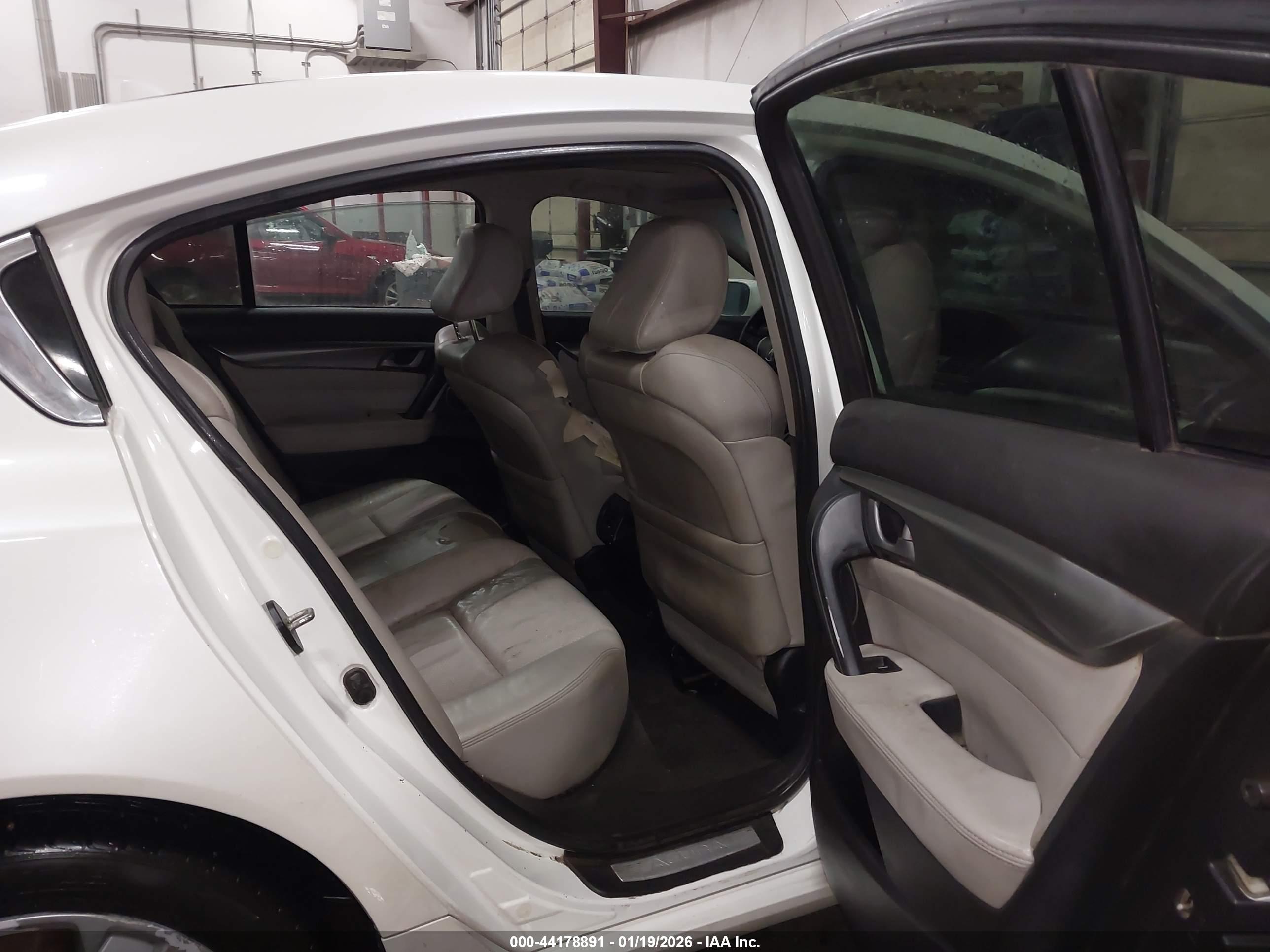 ACURA TL image 8