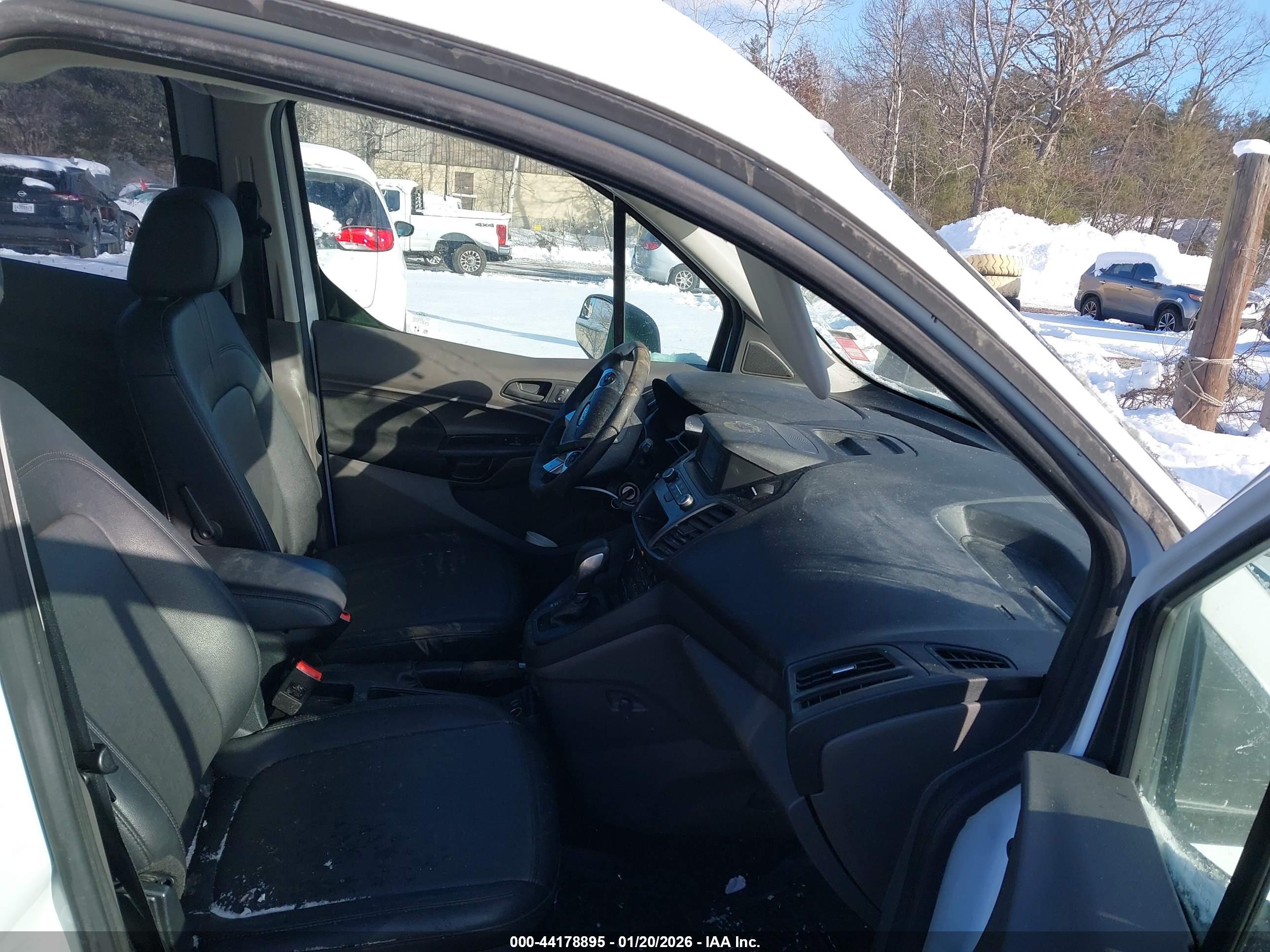 FORD TRANSIT image 5
