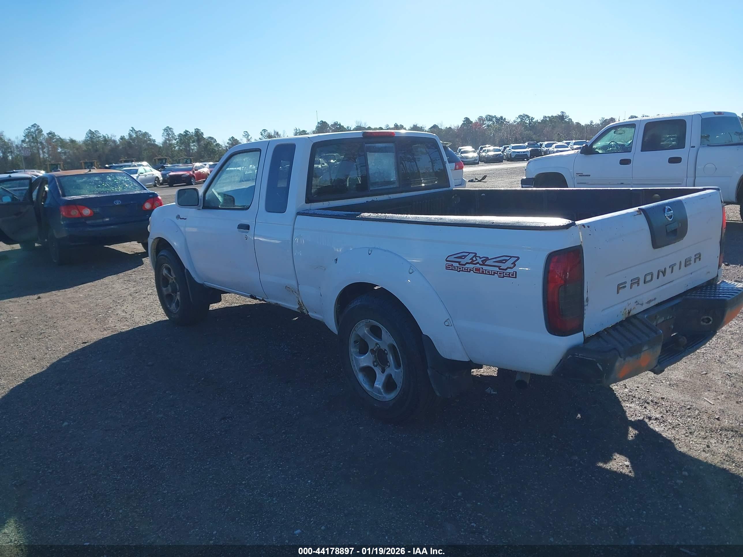 NISSAN FRONTIER image 3