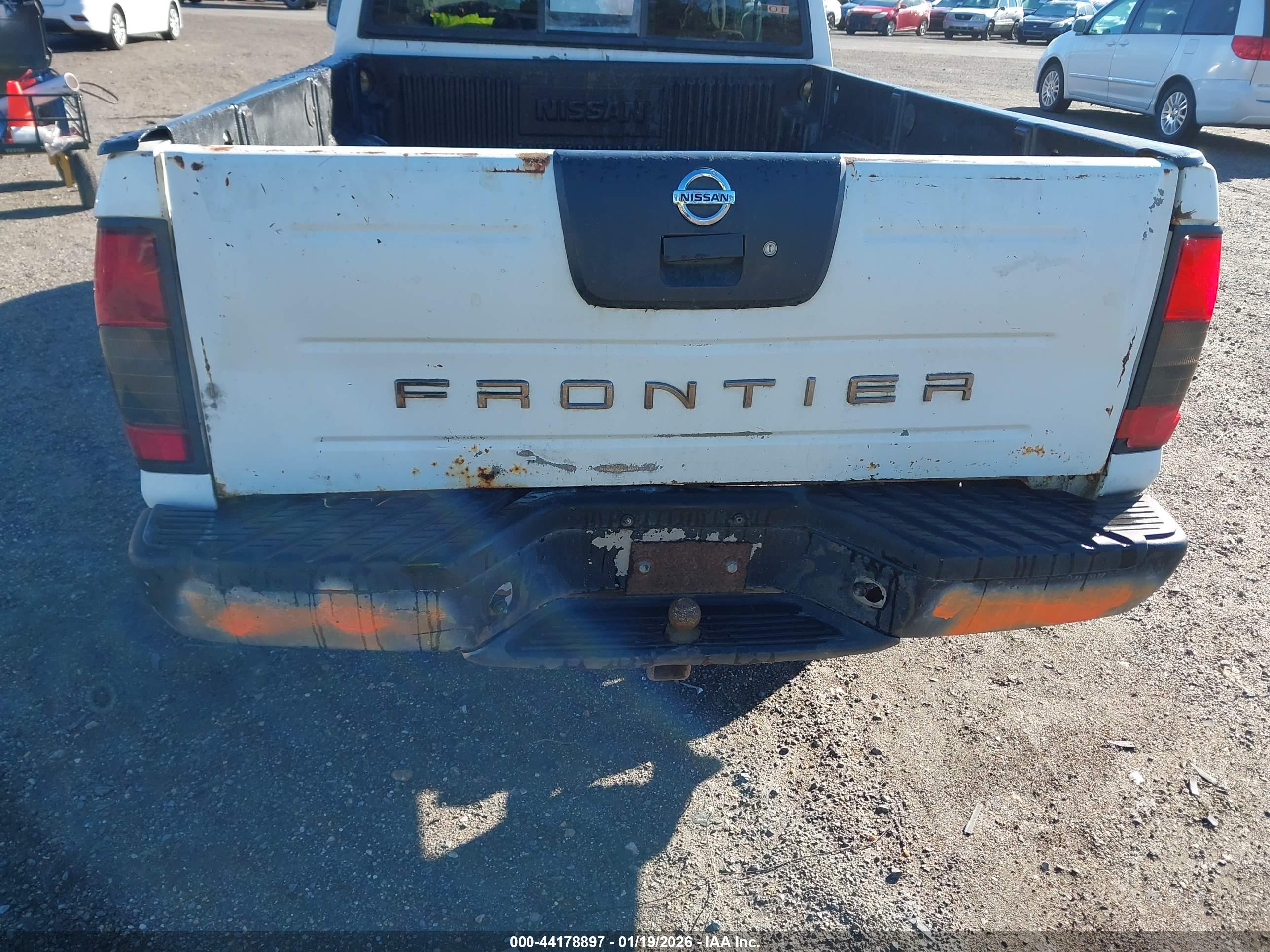 NISSAN FRONTIER image 6