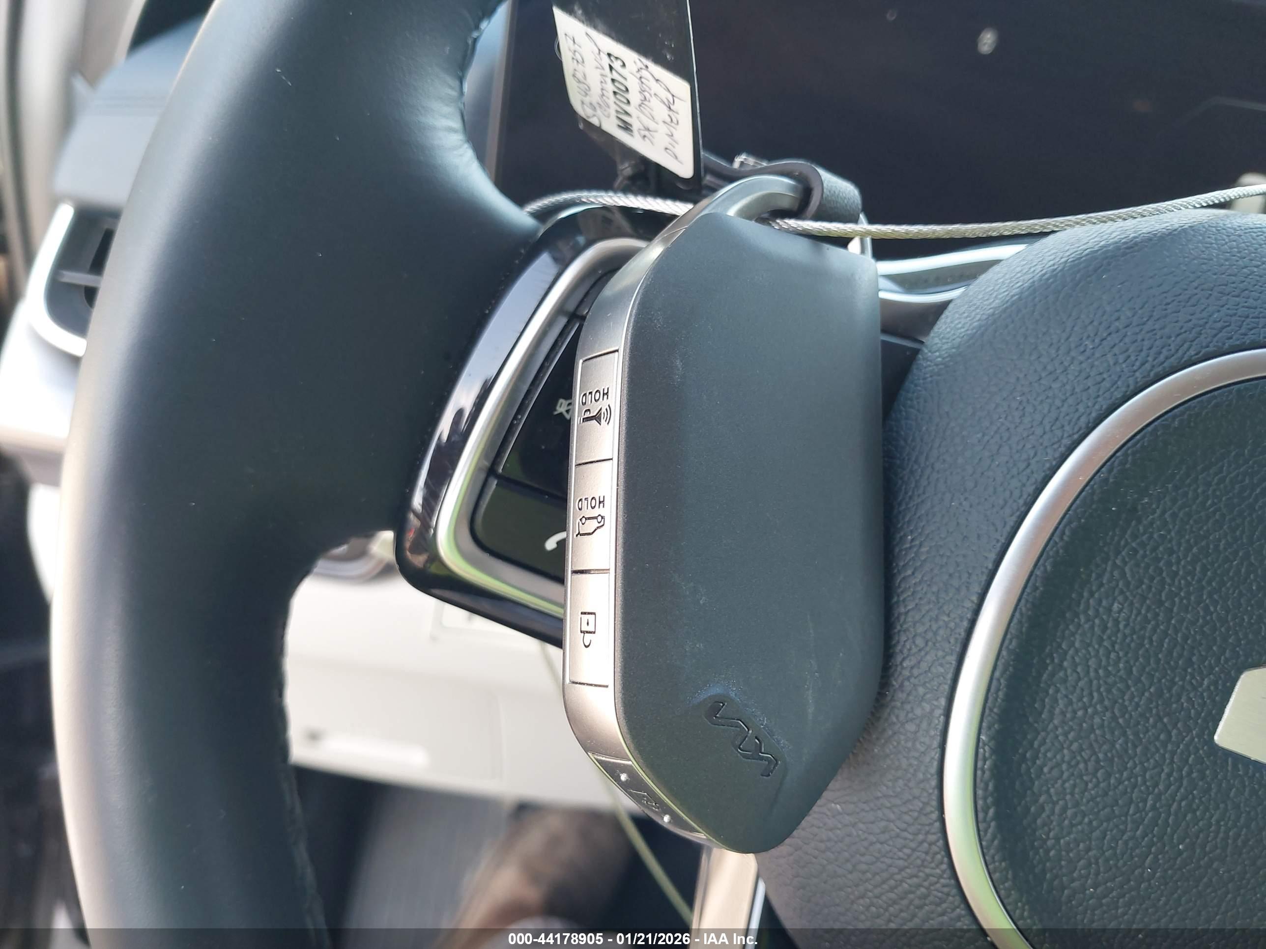 KIA CARNIVAL image 11