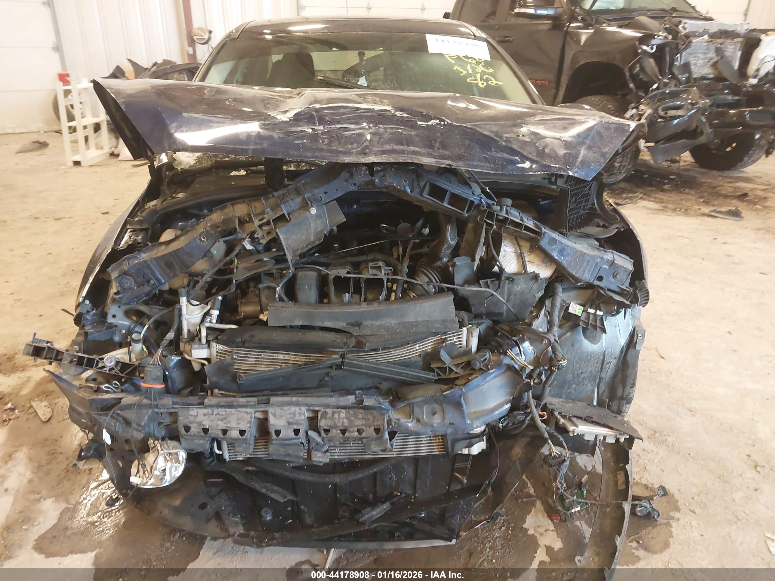 FORD FOCUS image 6