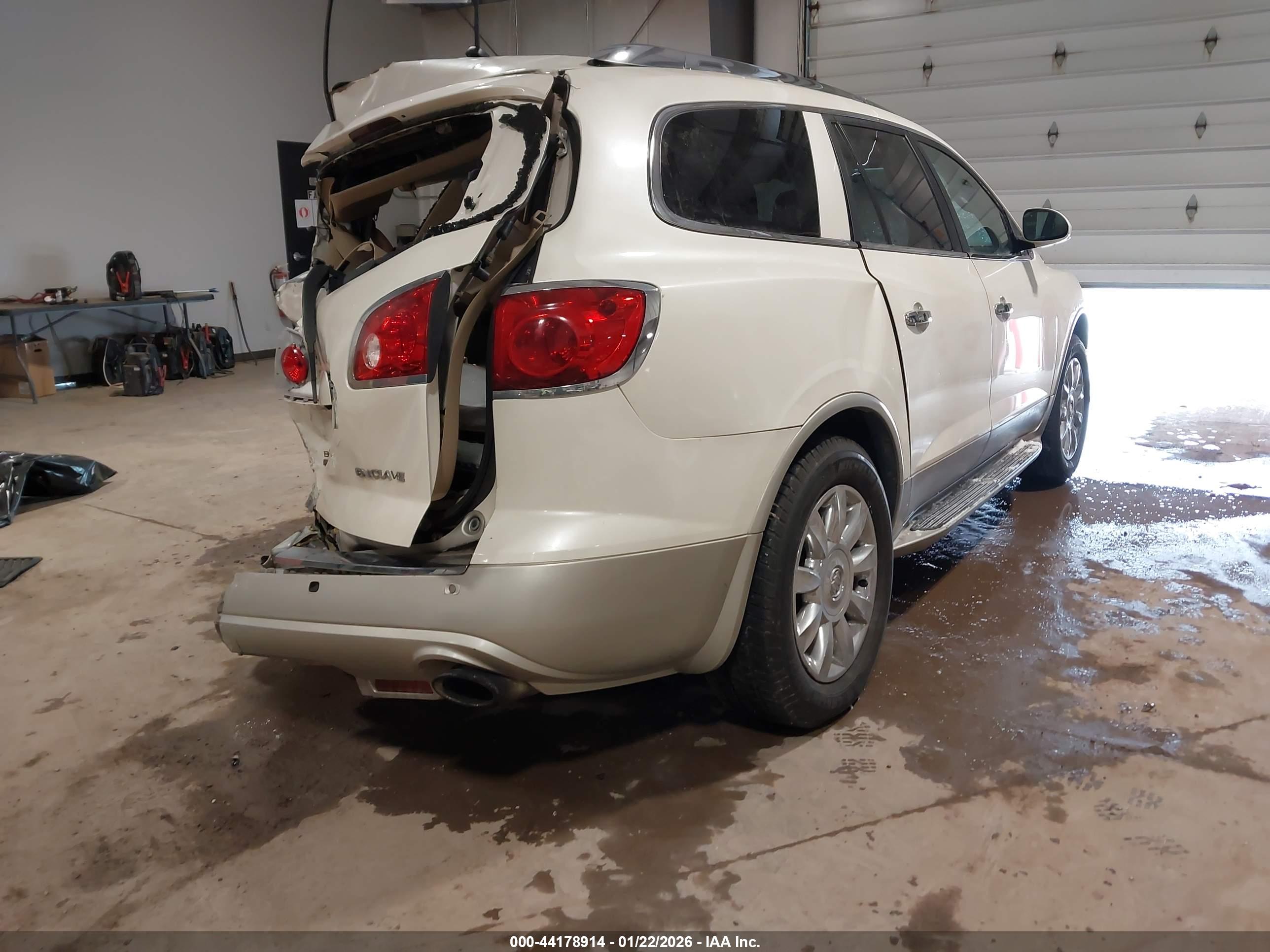 BUICK ENCLAVE image 4