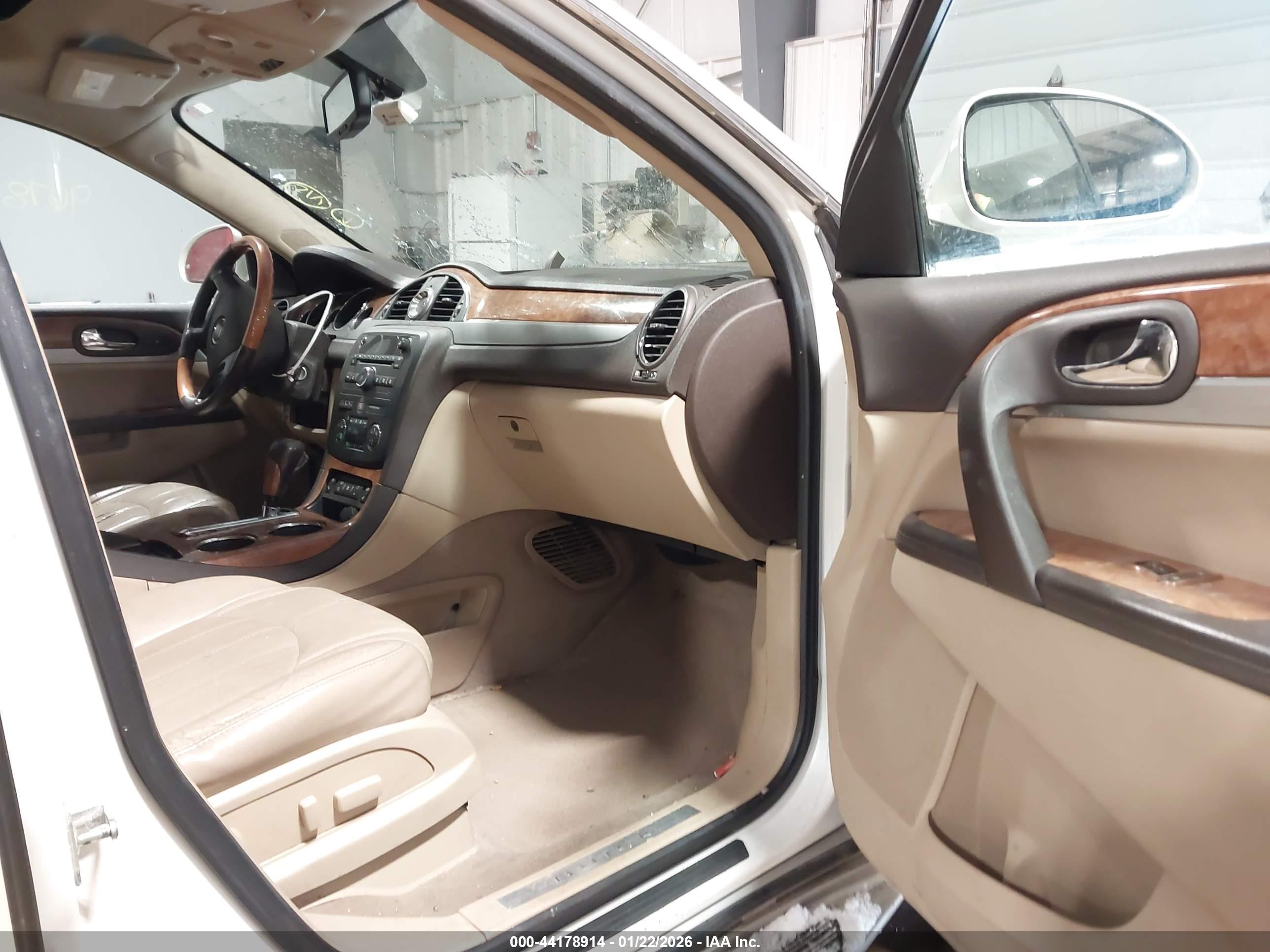 BUICK ENCLAVE image 5