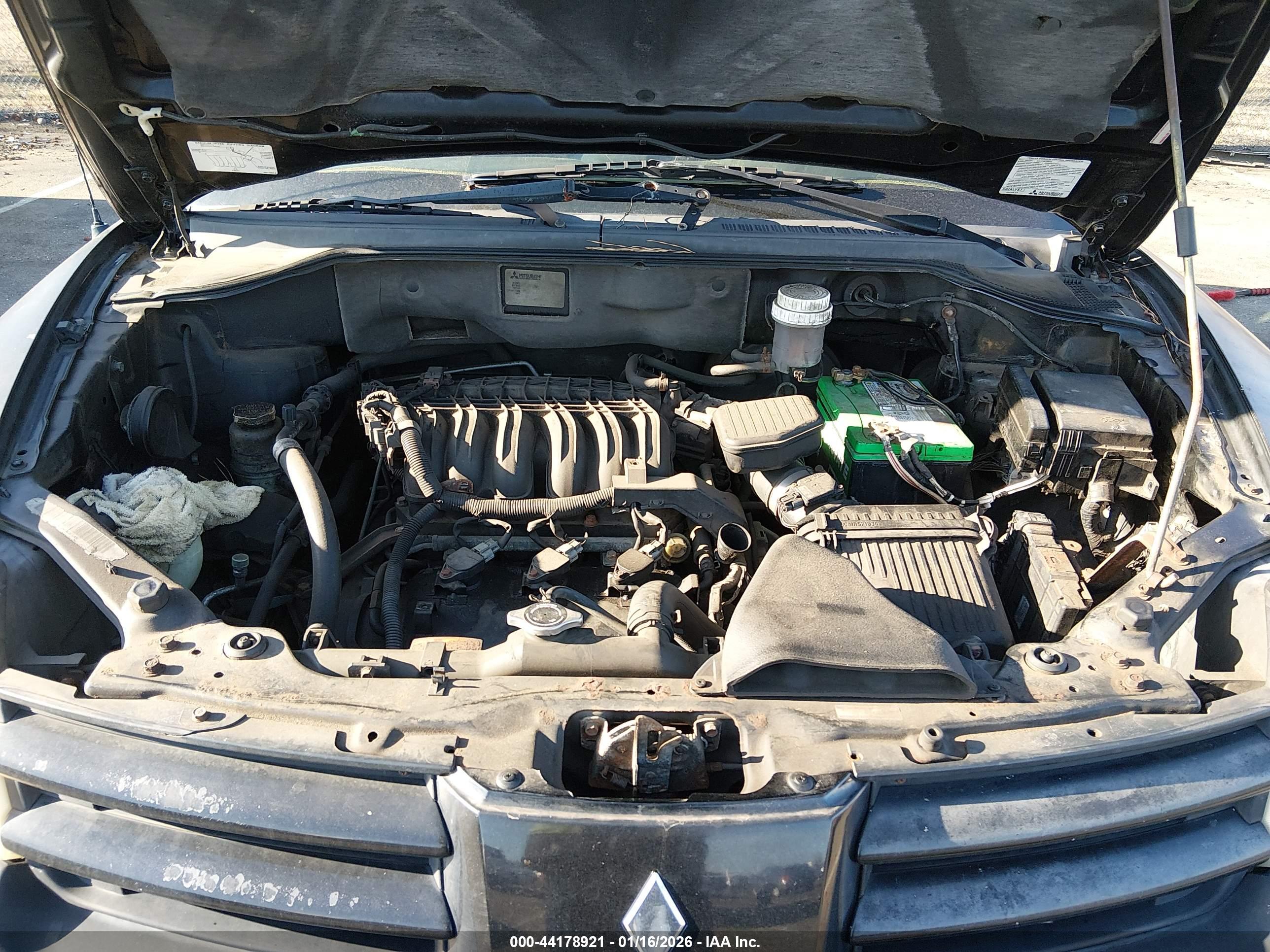 MITSUBISHI ENDEAVOR image 10