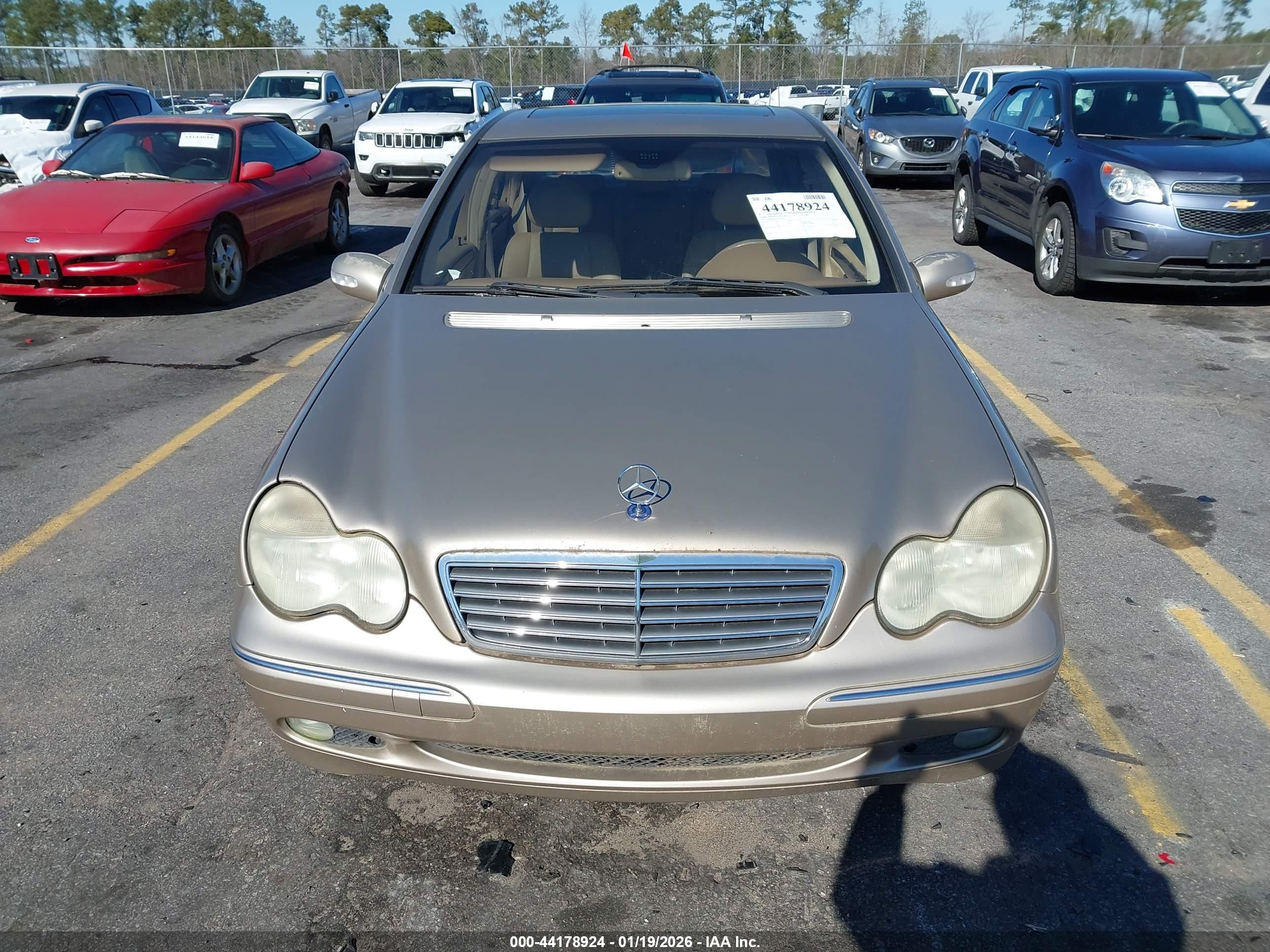 MERCEDES-BENZ C image 6